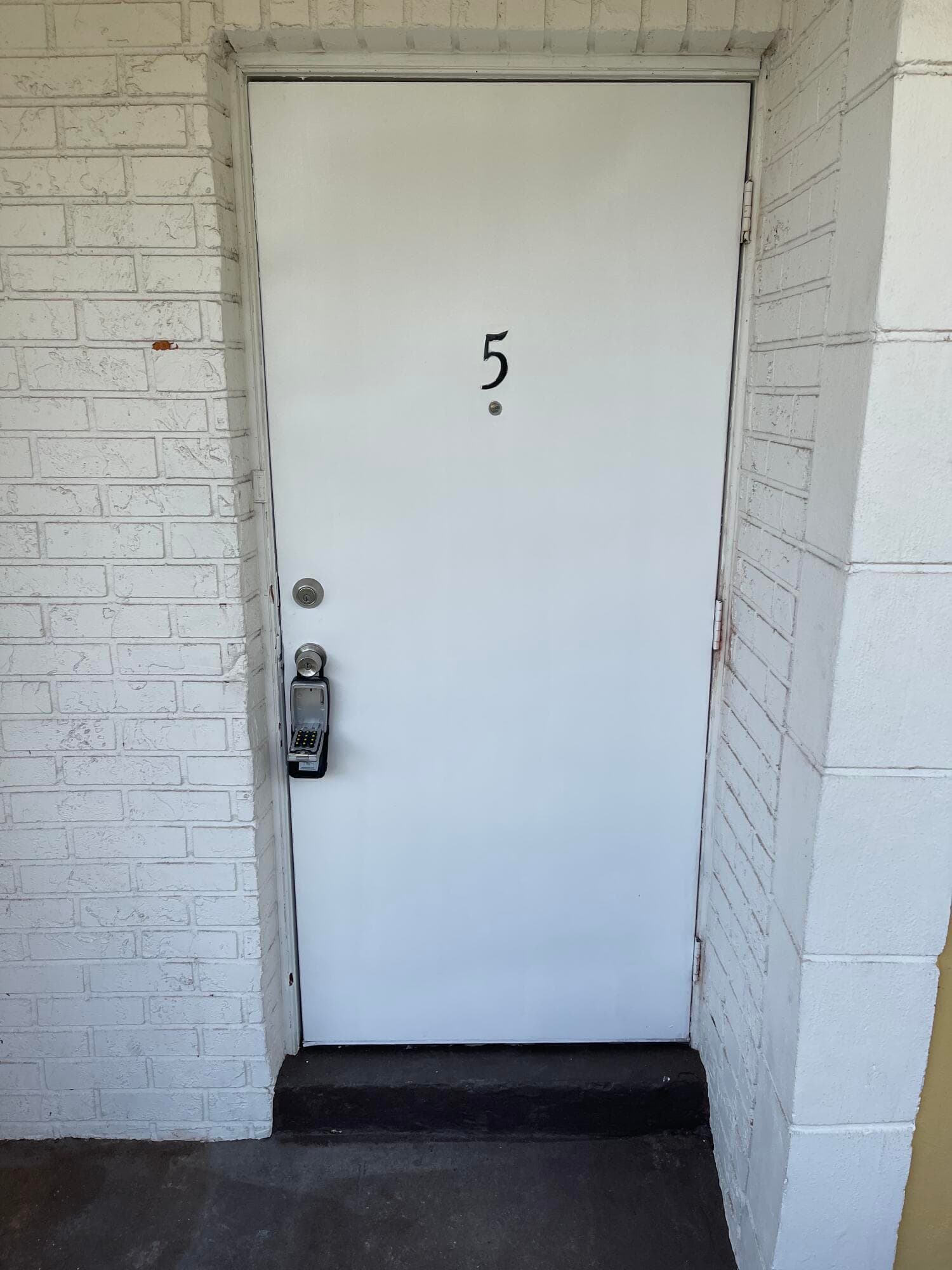 440 SE 2nd Avenue #5