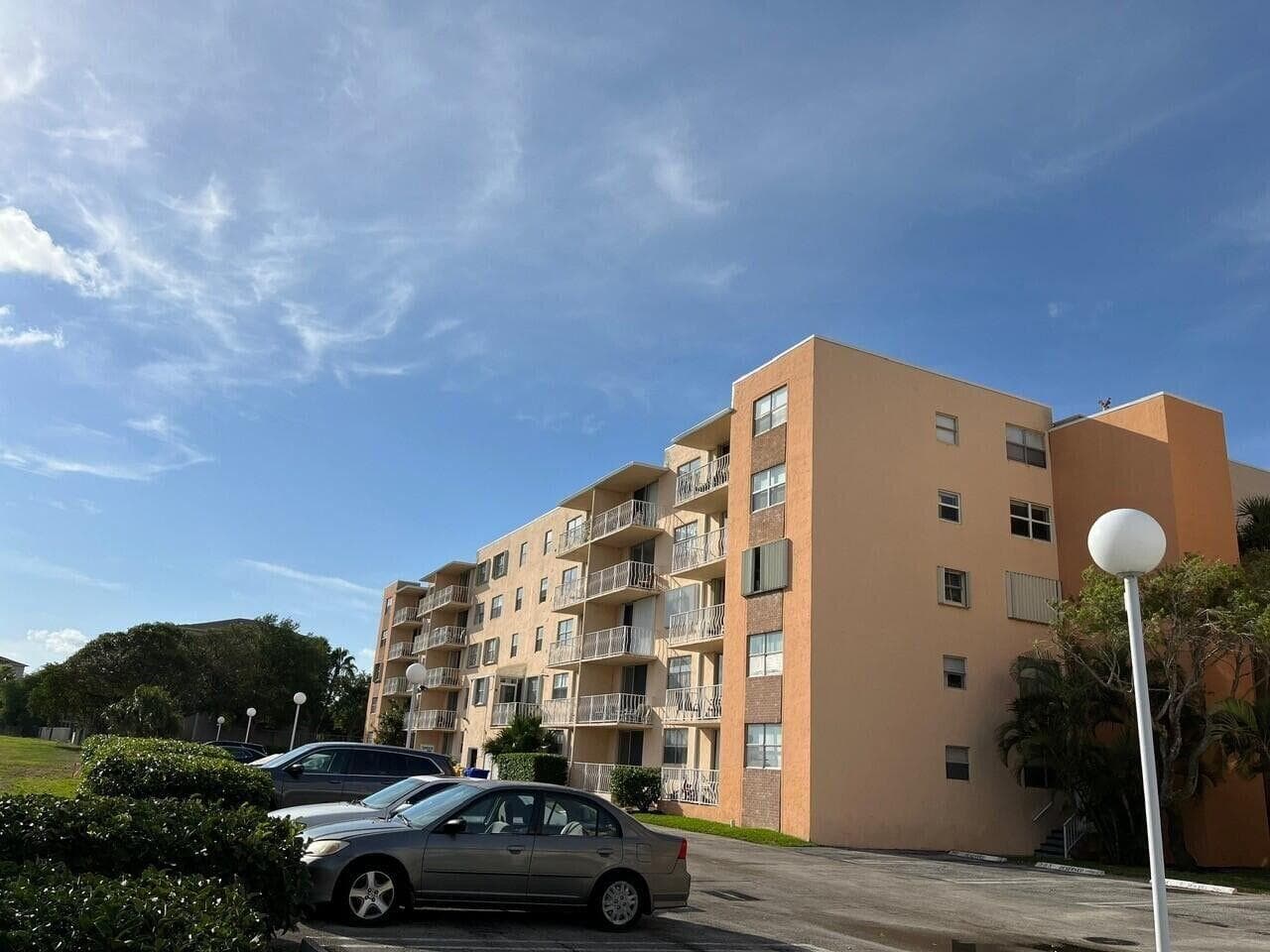 480 Executive Center Drive #4a