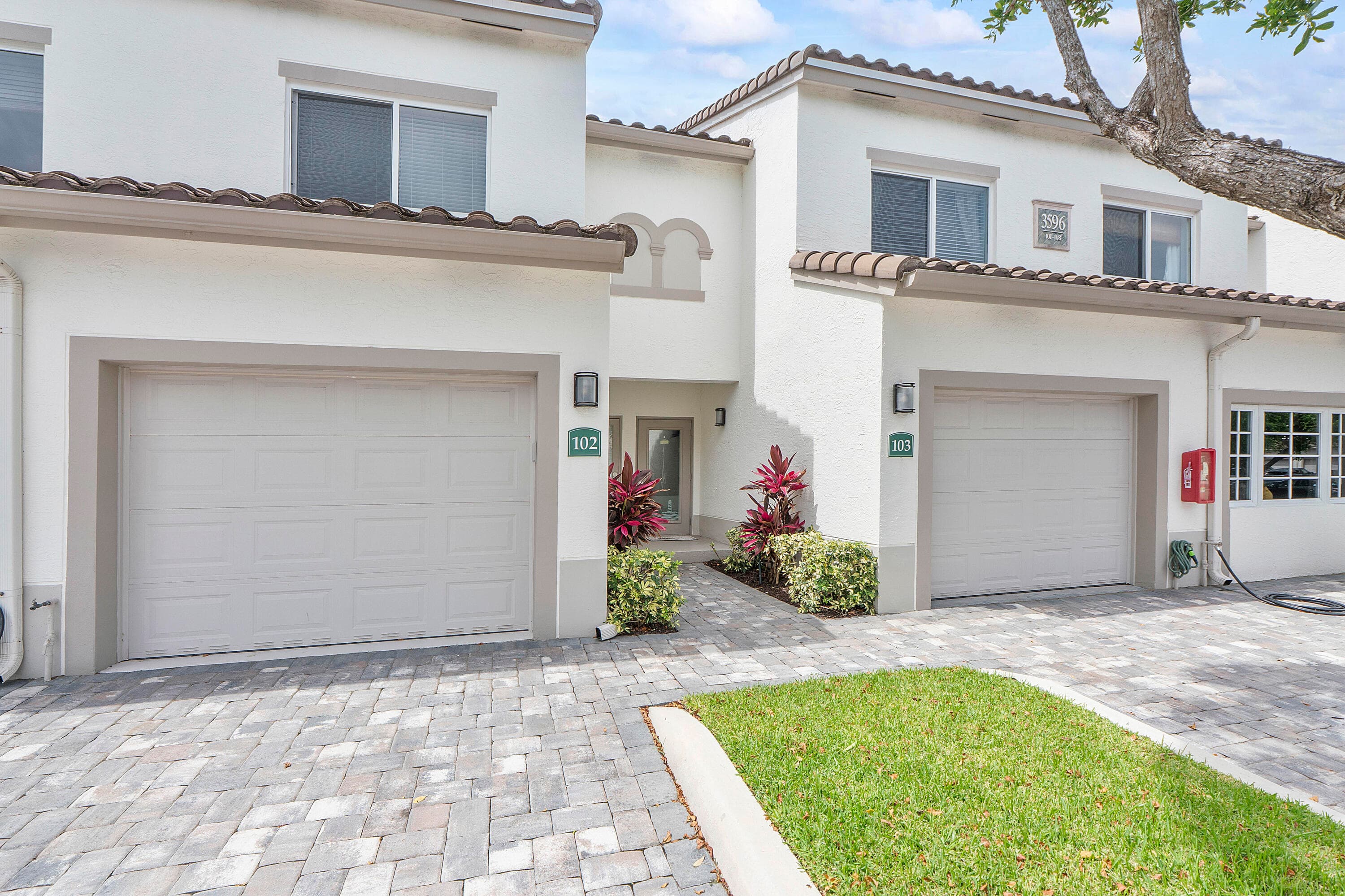3596 S Ocean Boulevard #102