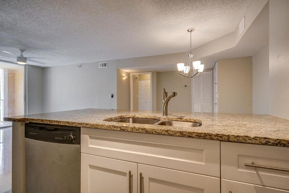 140 Yacht Club Way #206