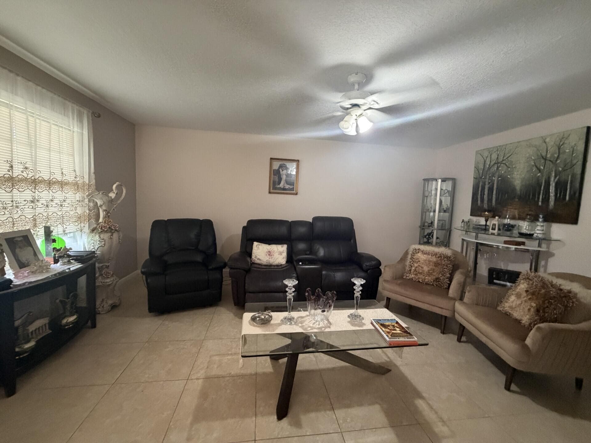 1011 Ventnor Crescent