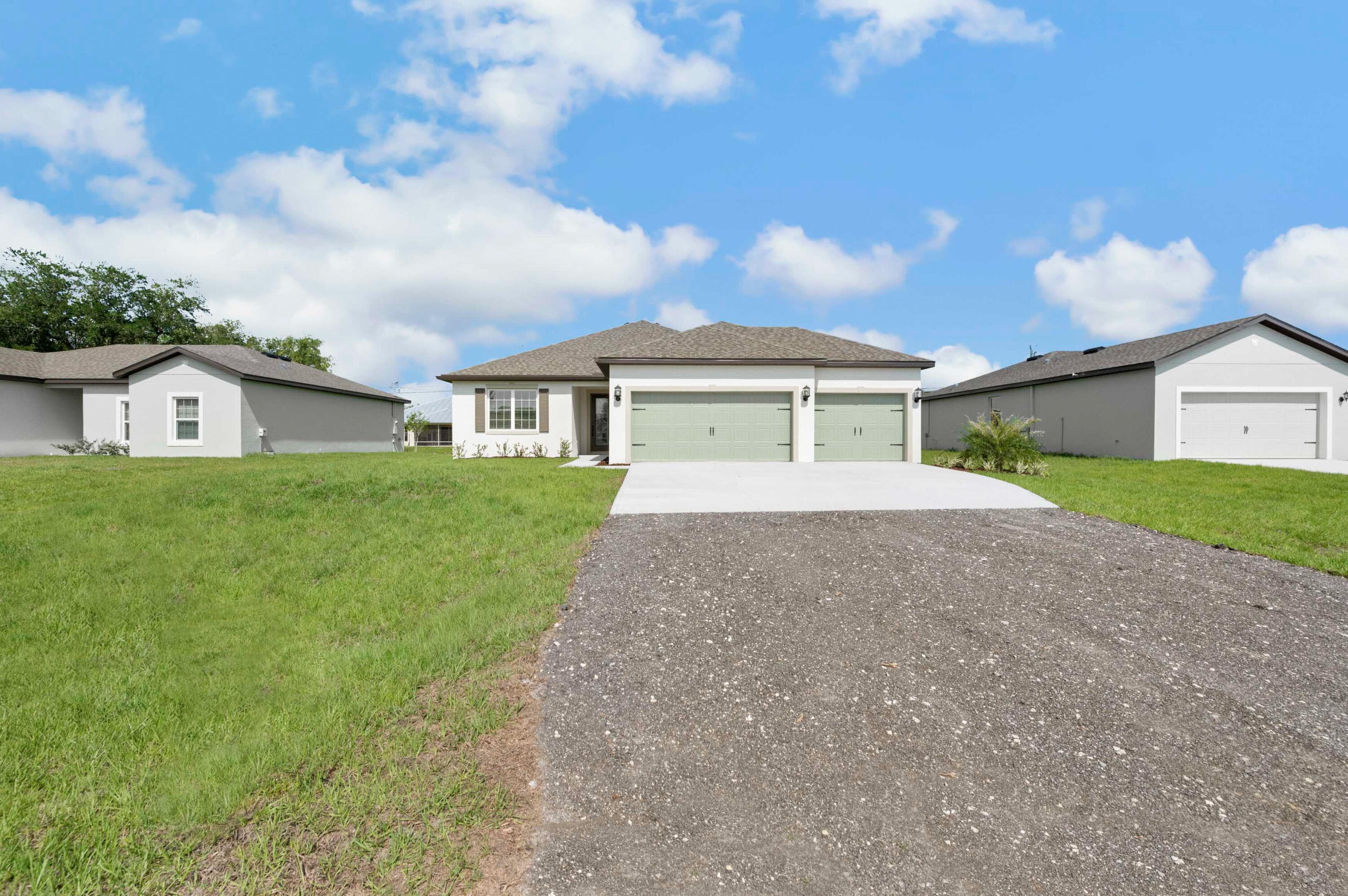 242 SW Glen Road