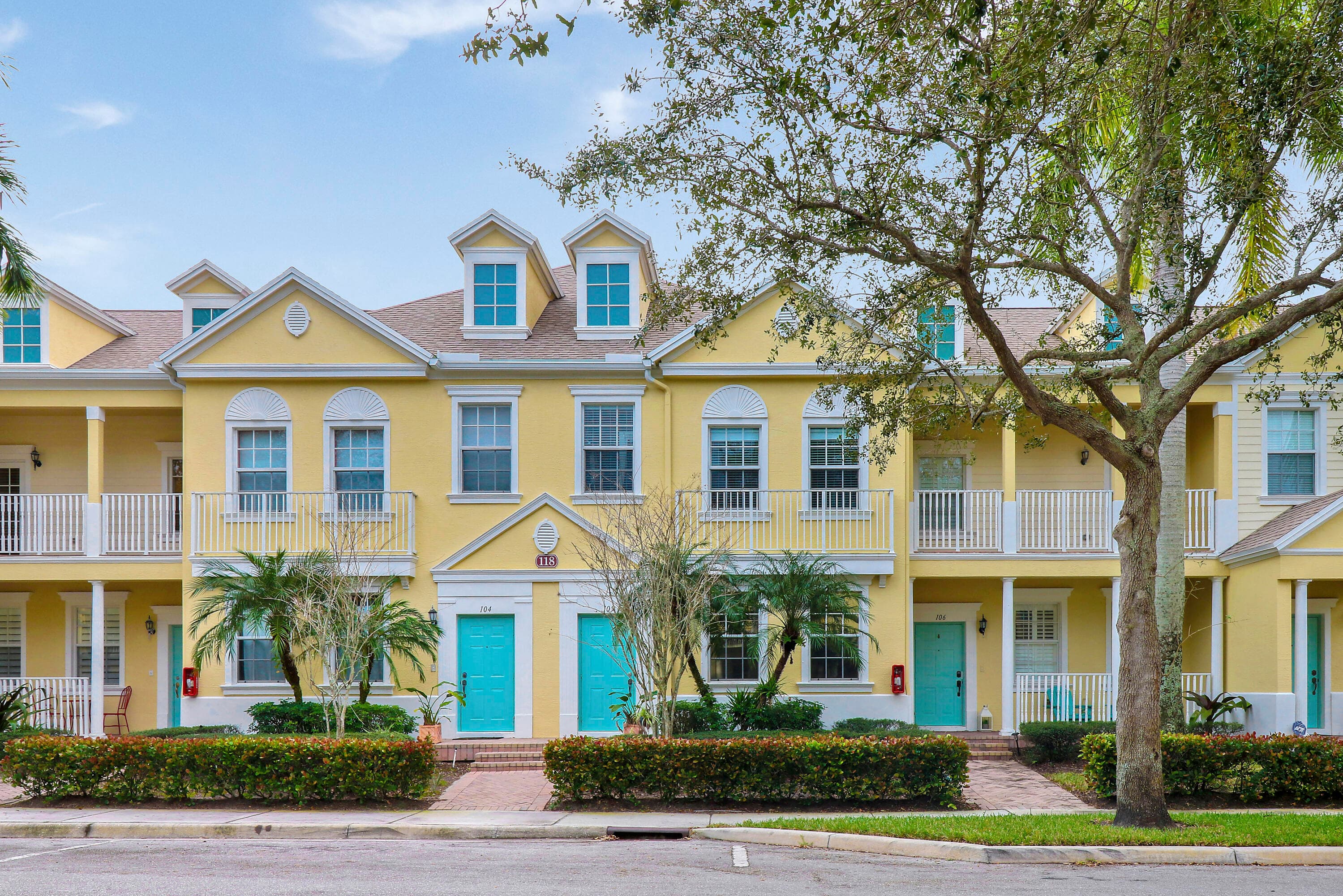 118 Seagrape Drive #105