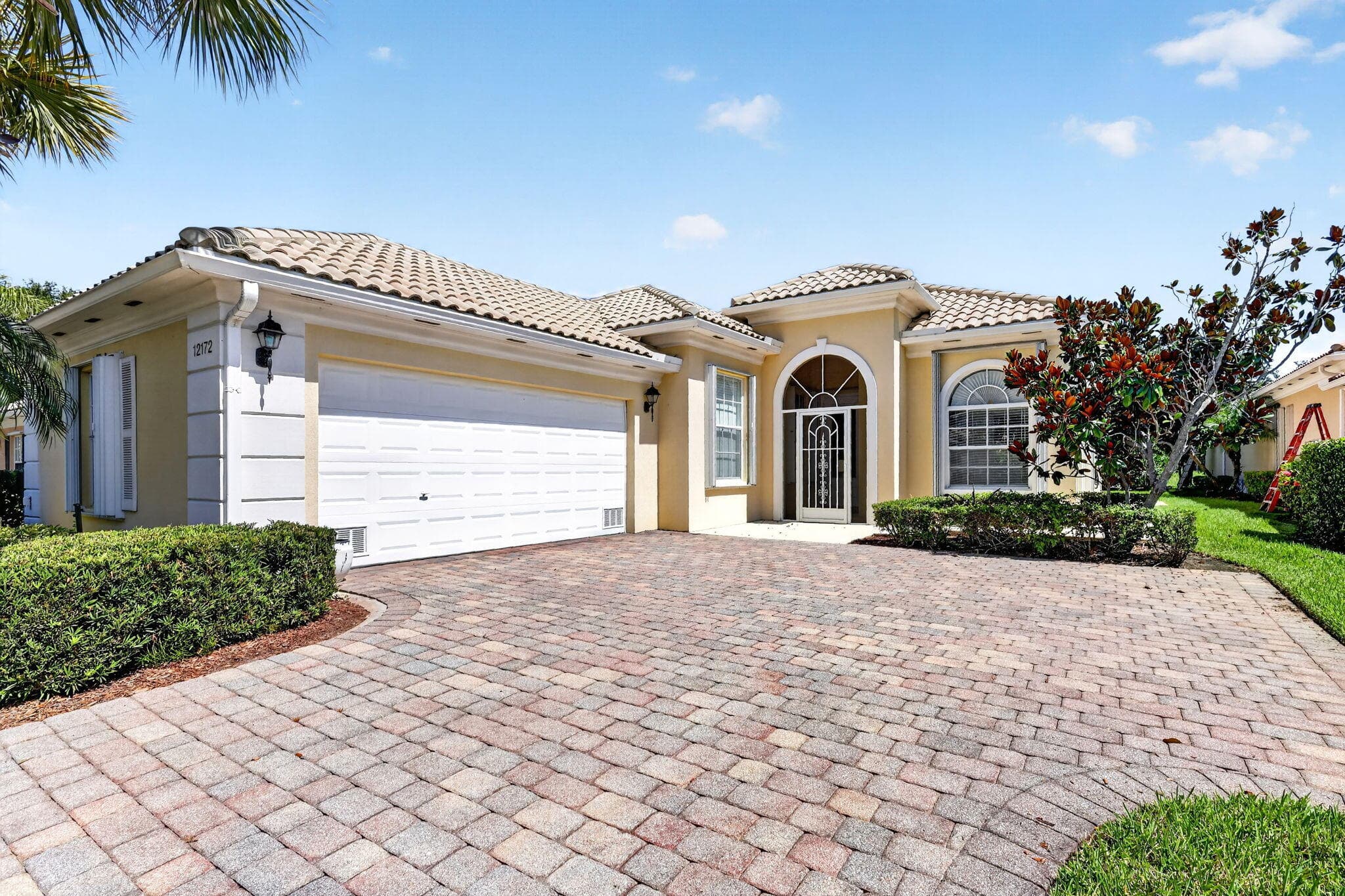 12172 SW Lockhaven Court