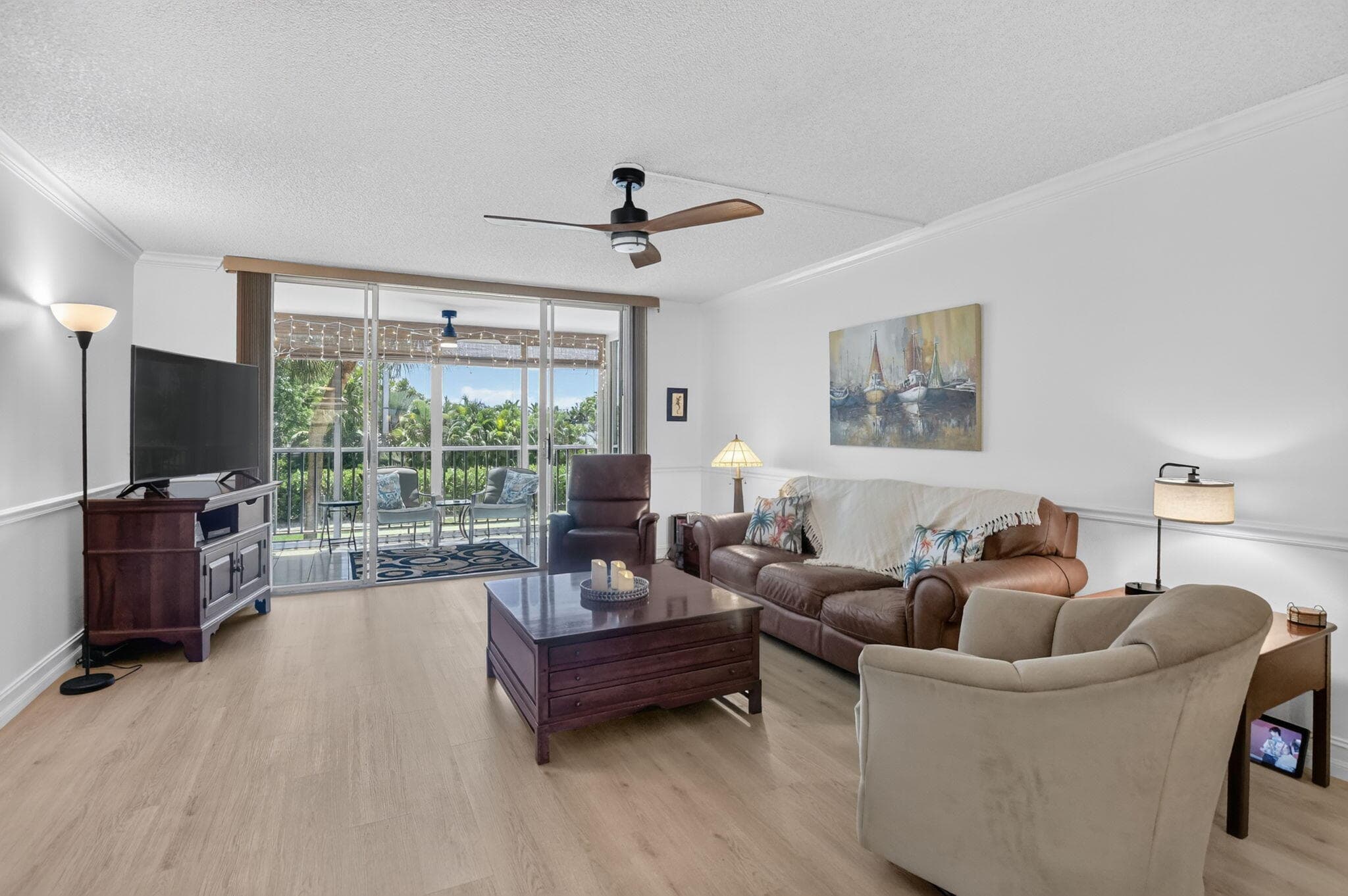 2809 Florida Boulevard #208