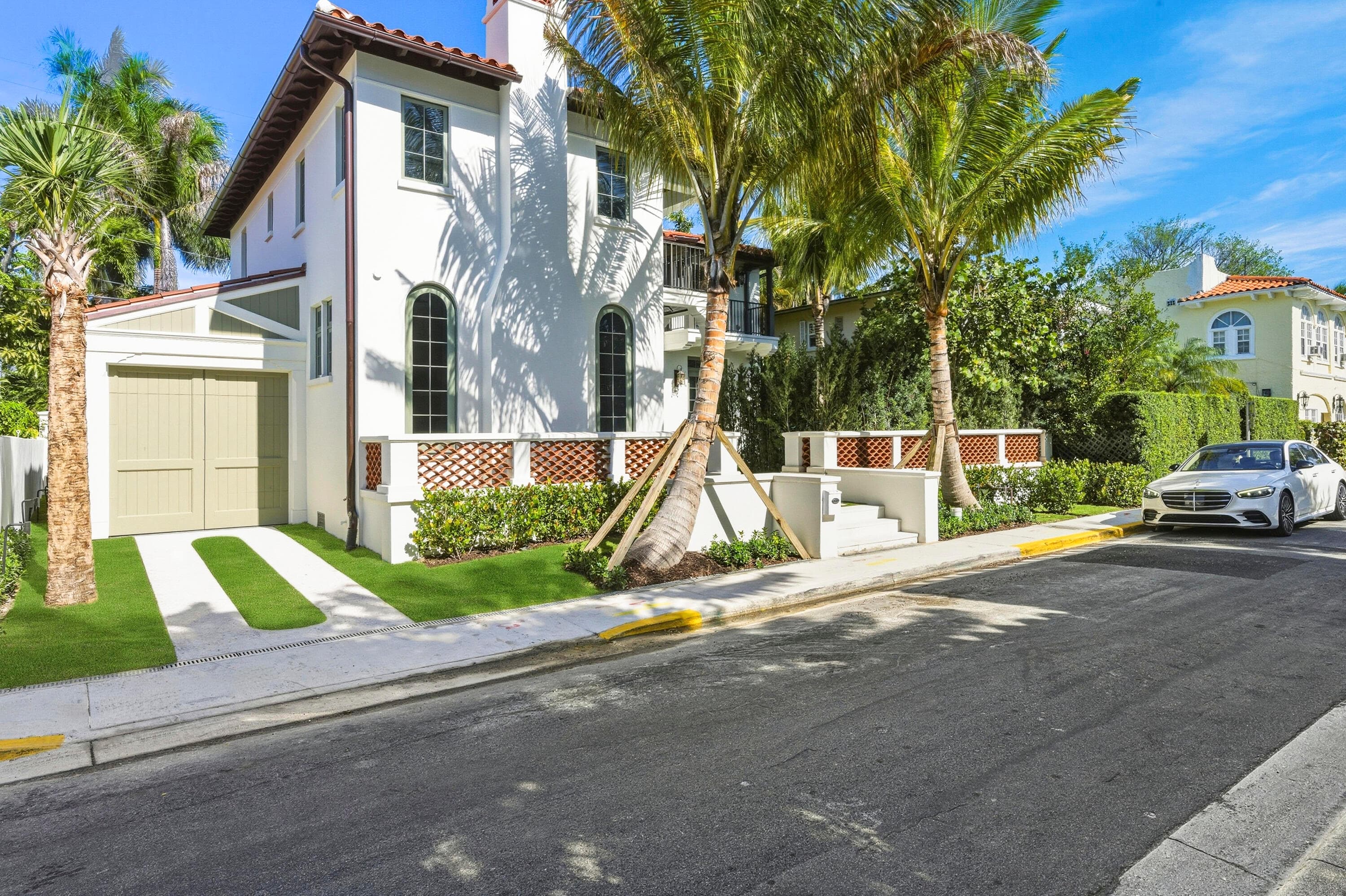 259 Oleander Avenue