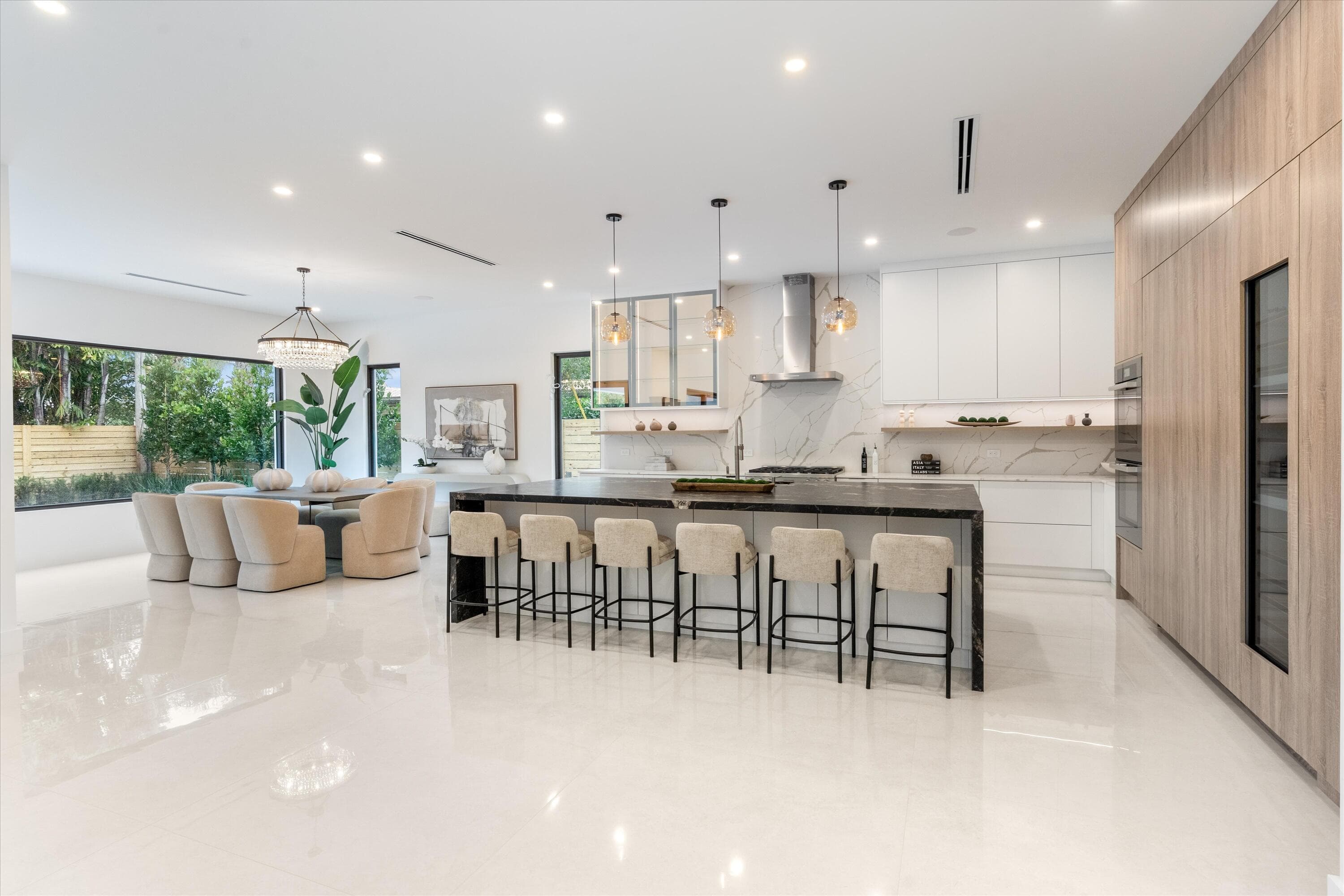 451 NW 7th Avenue