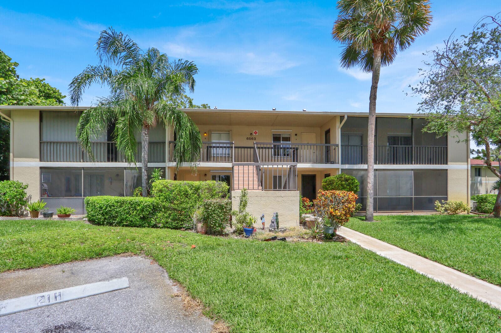 6563 Chasewood Drive #F