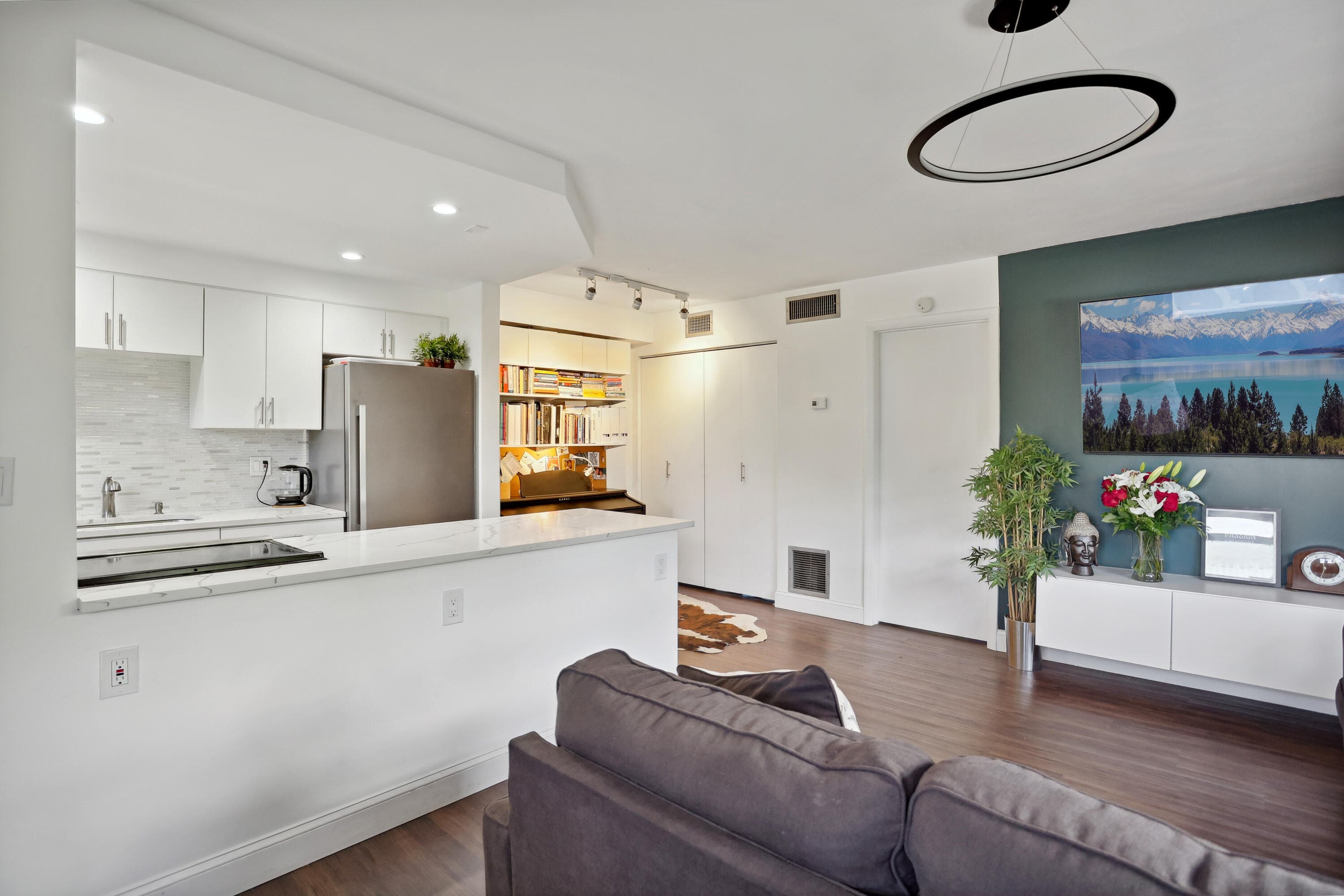 306 NE 1st Avenue #210