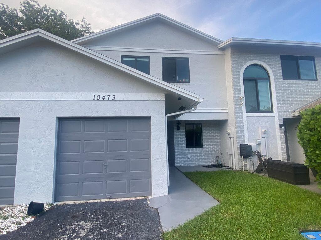 10473 NW 3RD Street
