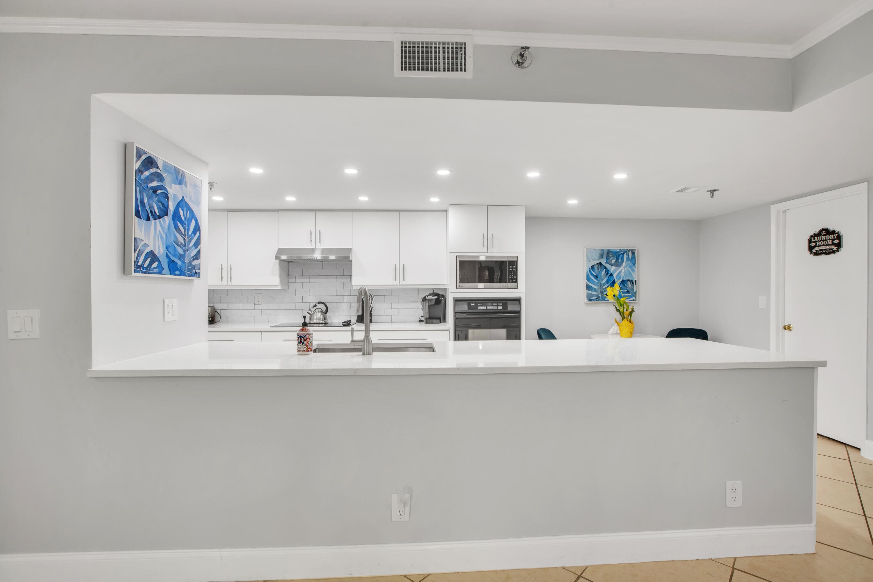 955 Egret Circle #104