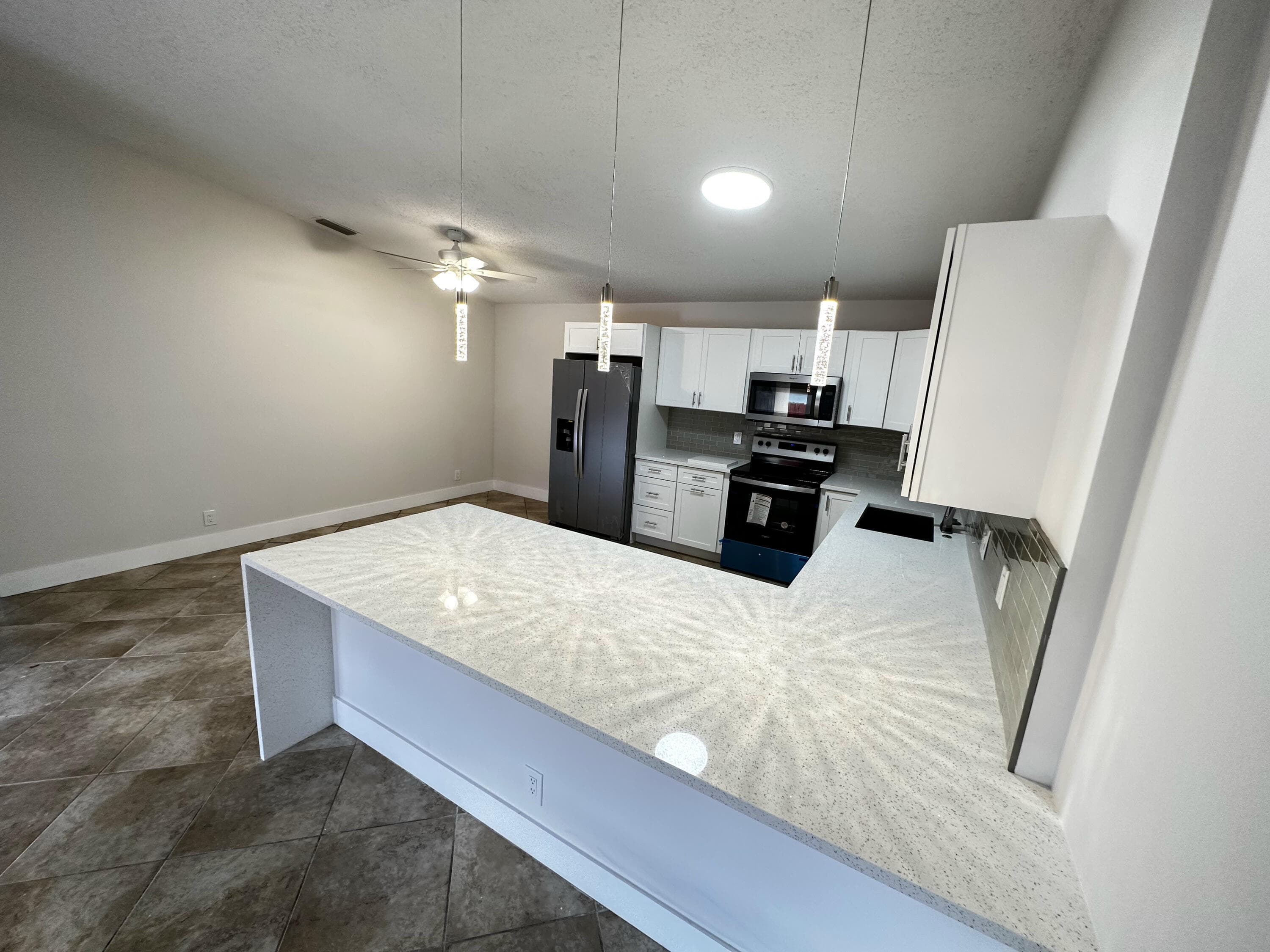 4326 Woodstock Drive #C