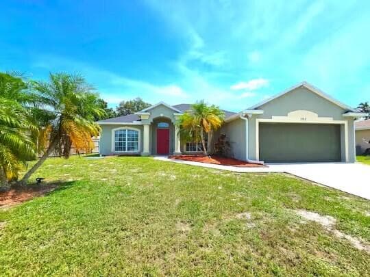 302 NE Greenbrier Avenue