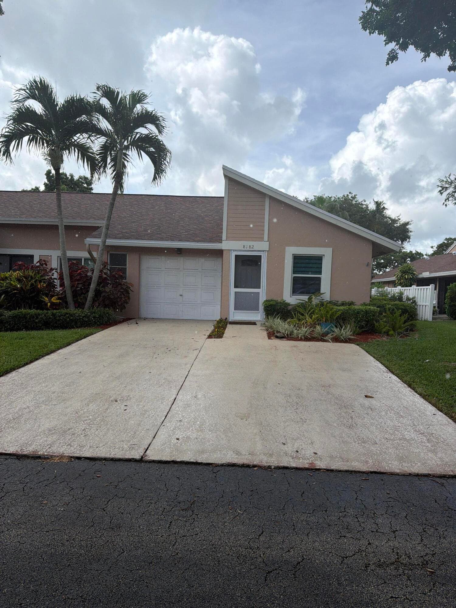 8182 SPRINGTREE Road