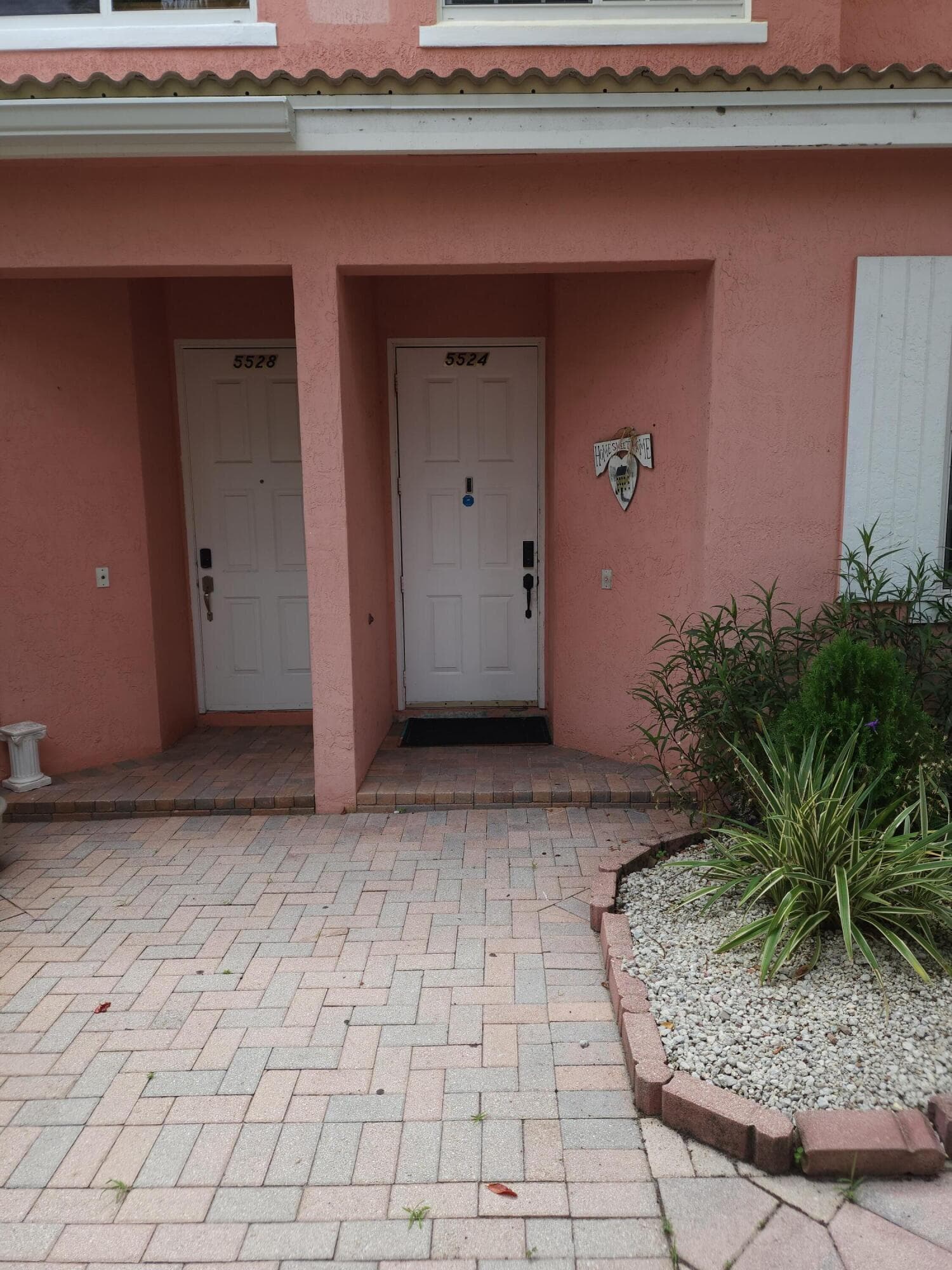 5524 Boynton Gardens Drive