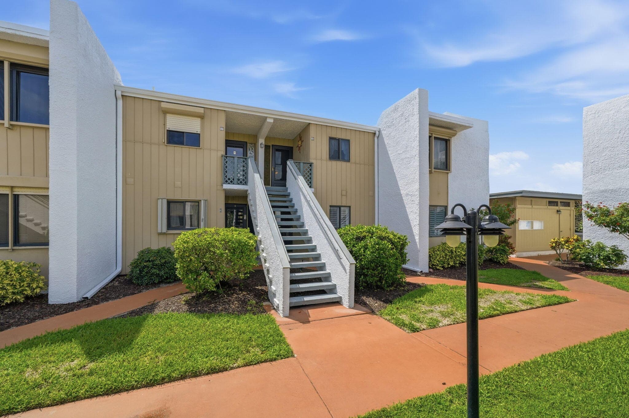 1501 NE 13th Terrace #H12