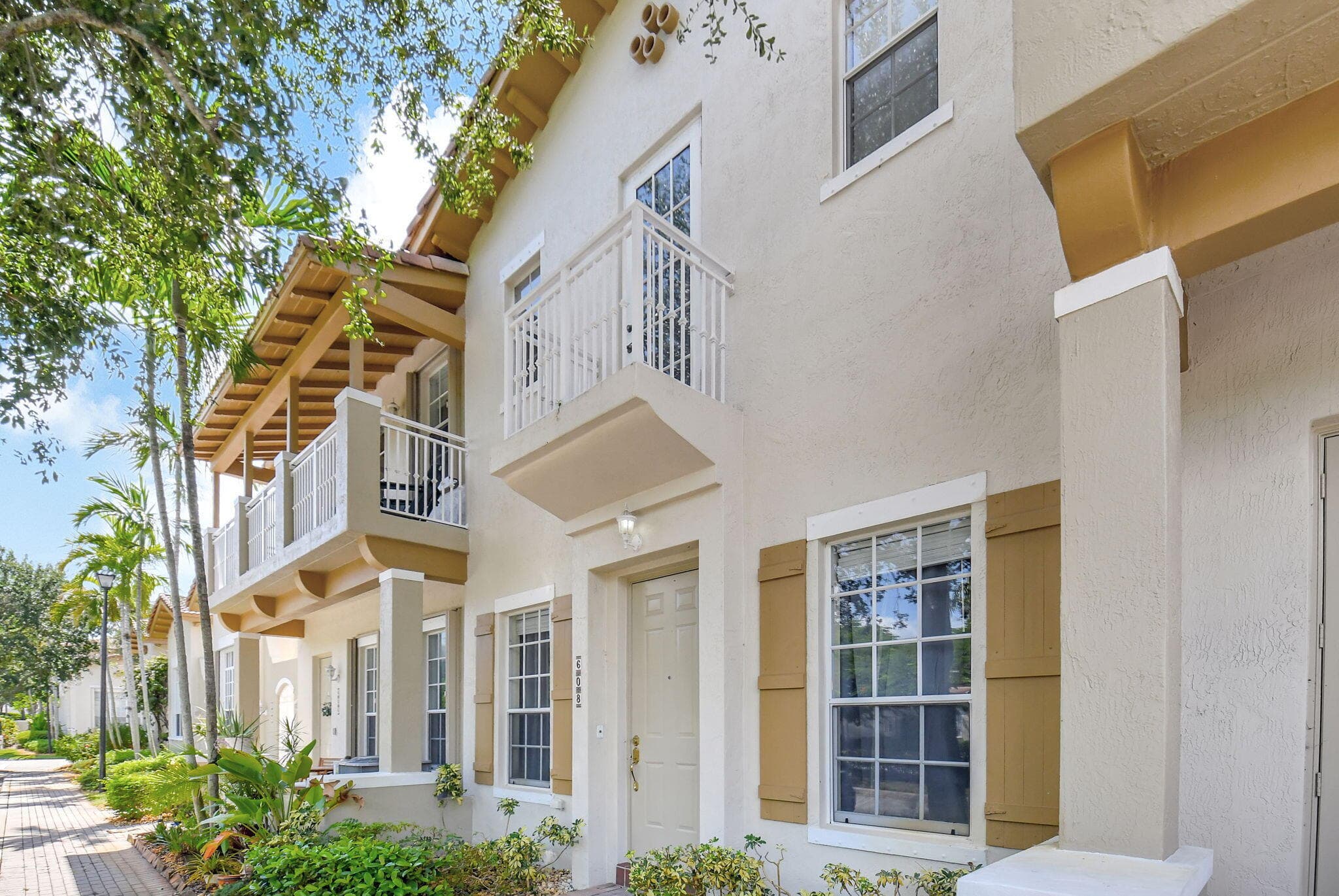 608 NW 25TH Avenue