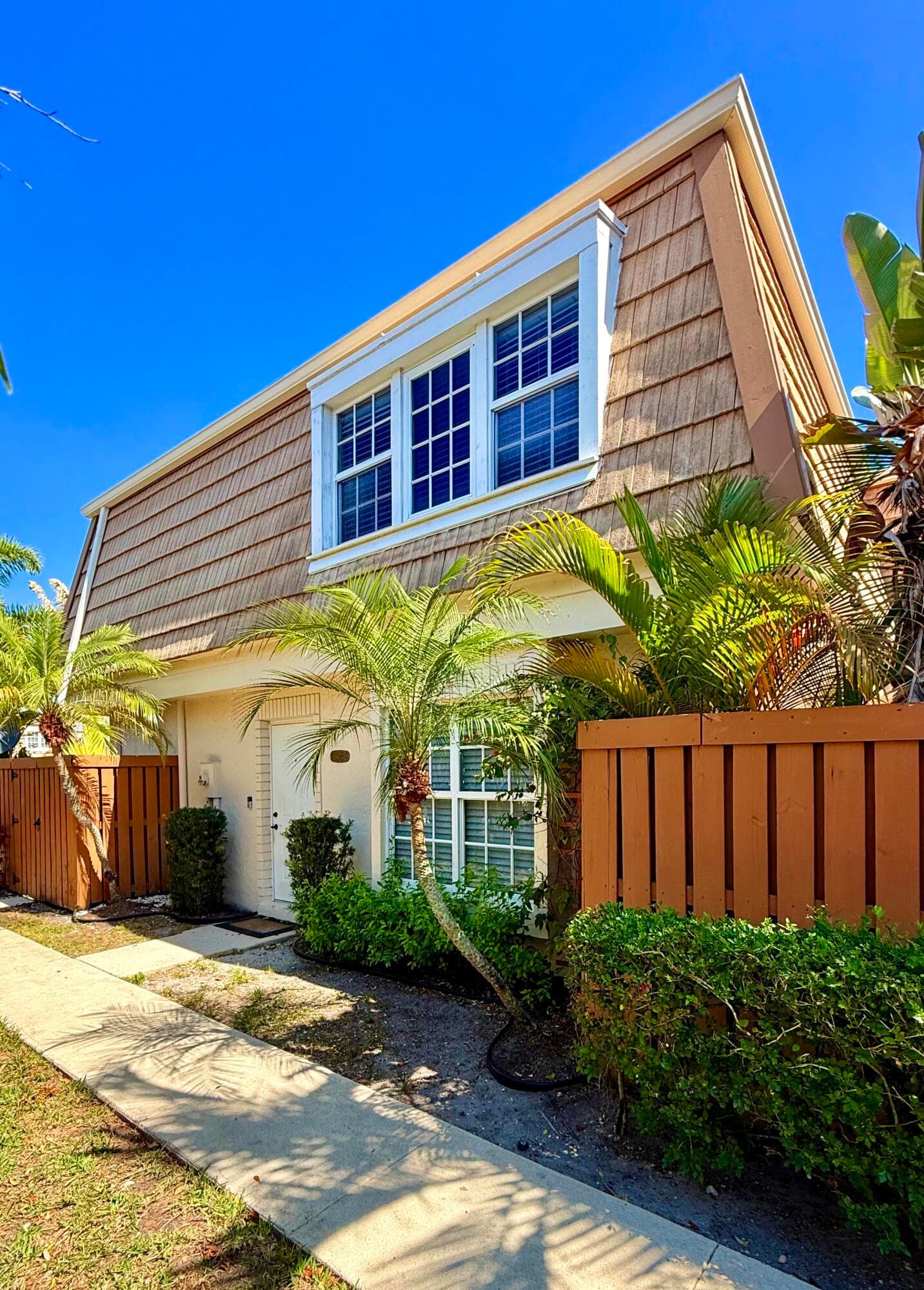 11584 WINCHESTER Drive