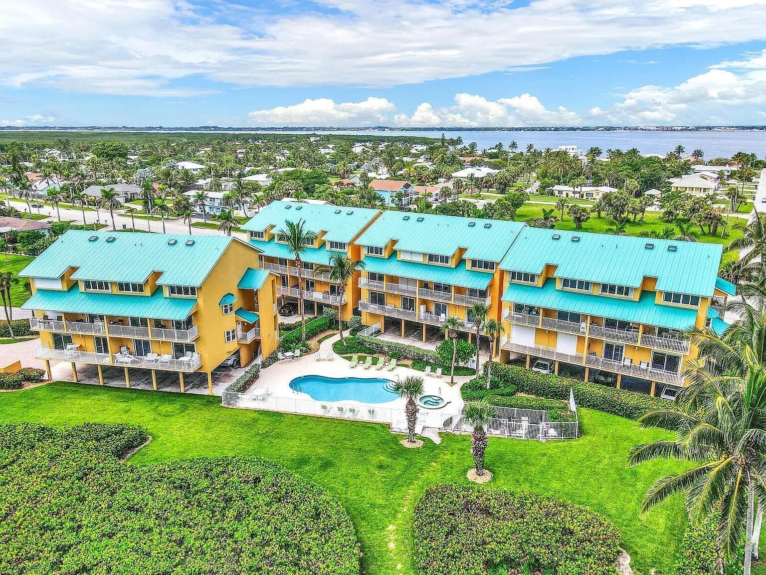 1550 S OCEAN Drive #15