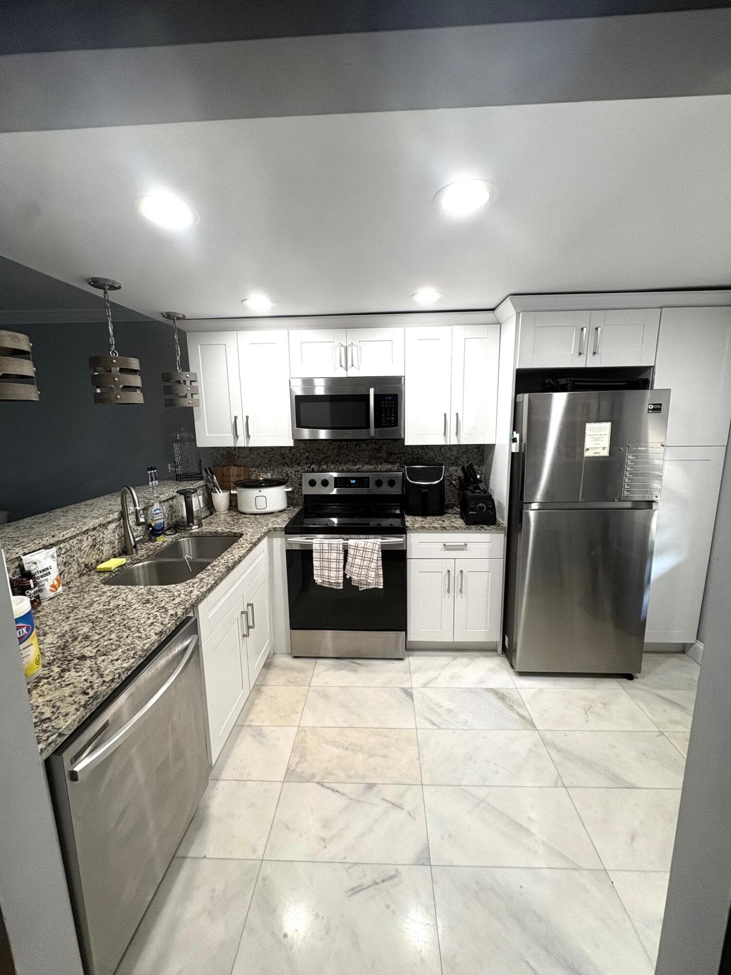 605 OAKS Drive #304