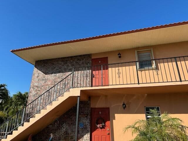1982 SW PALM CITY Road SW #F