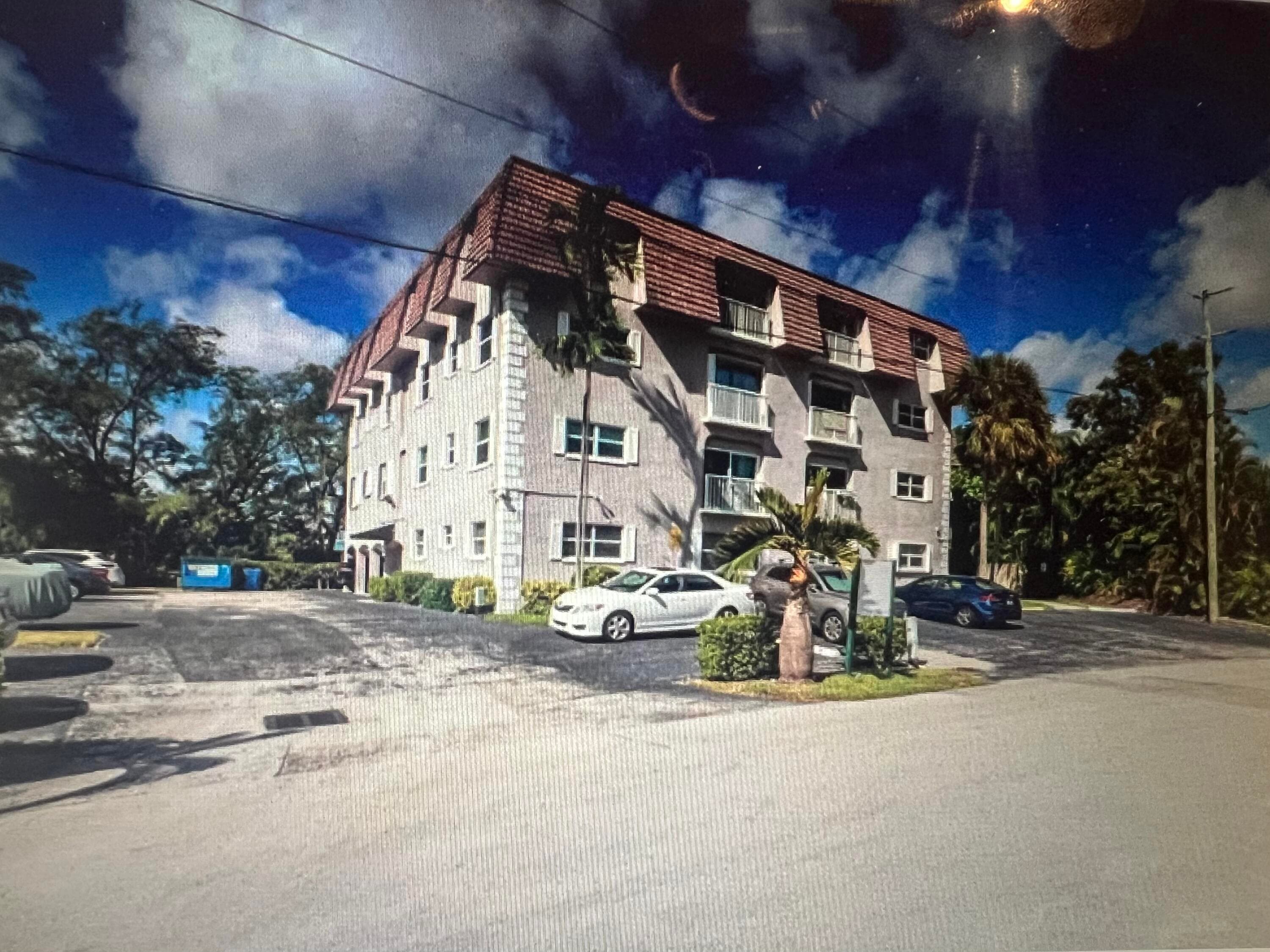 5951 NE 14th Lane #204N
