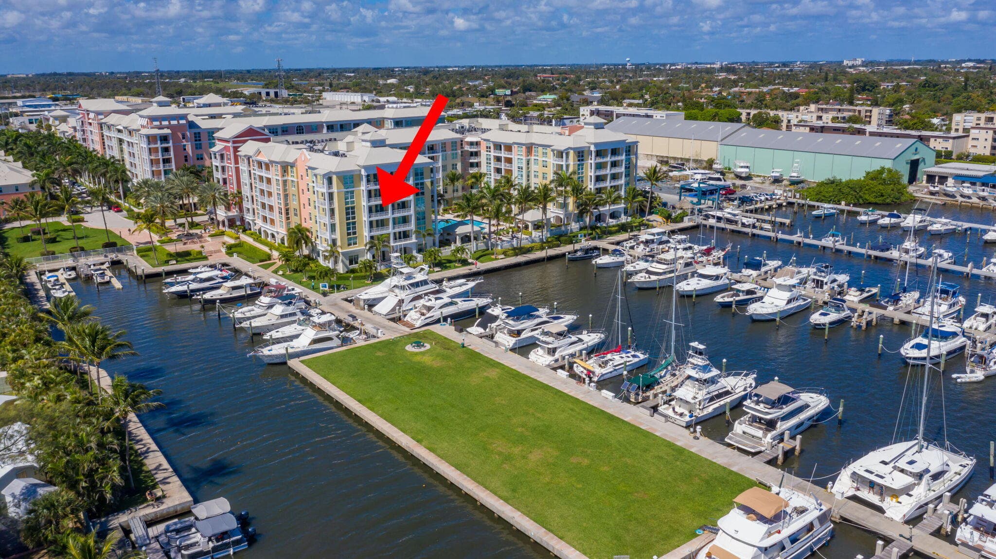 806 E Windward Way #424
