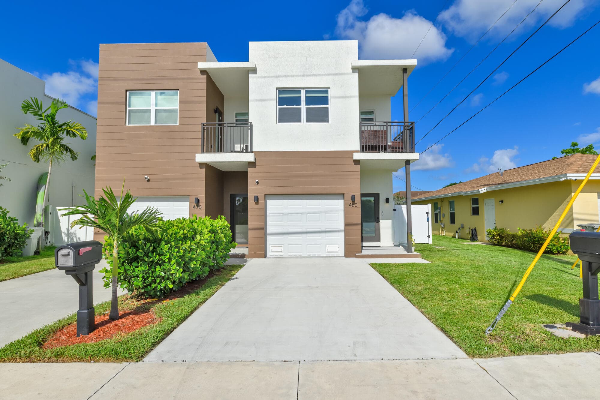460 NW 27th Avenue