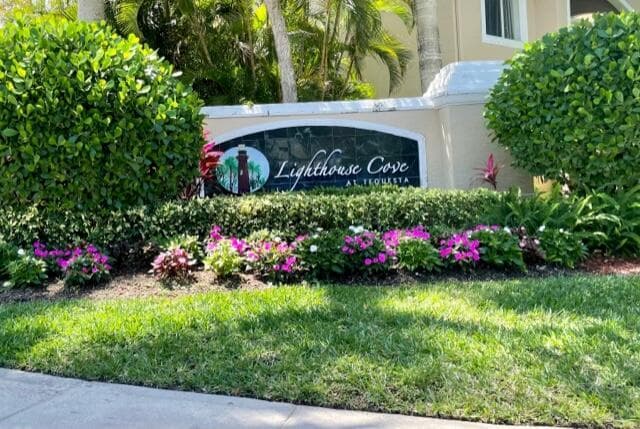 284 VILLAGE Boulevard #9207