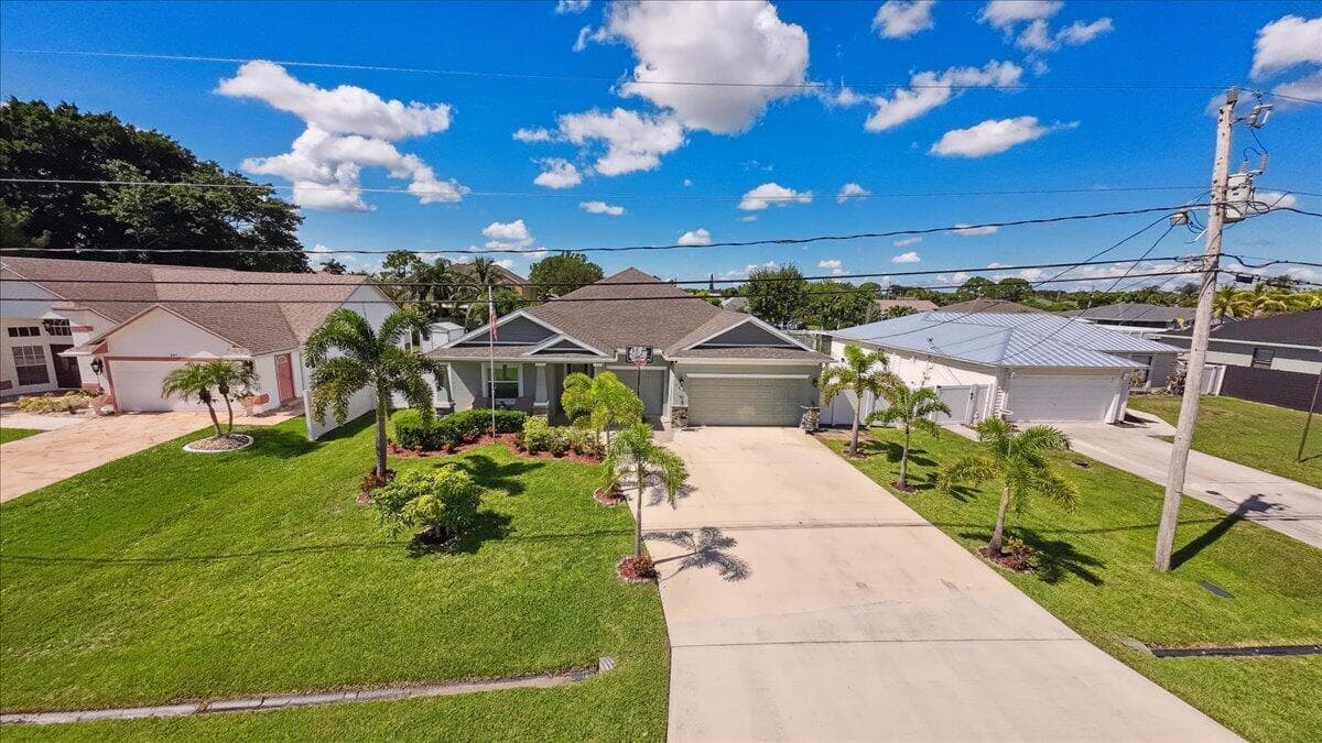343 SE FISK Road