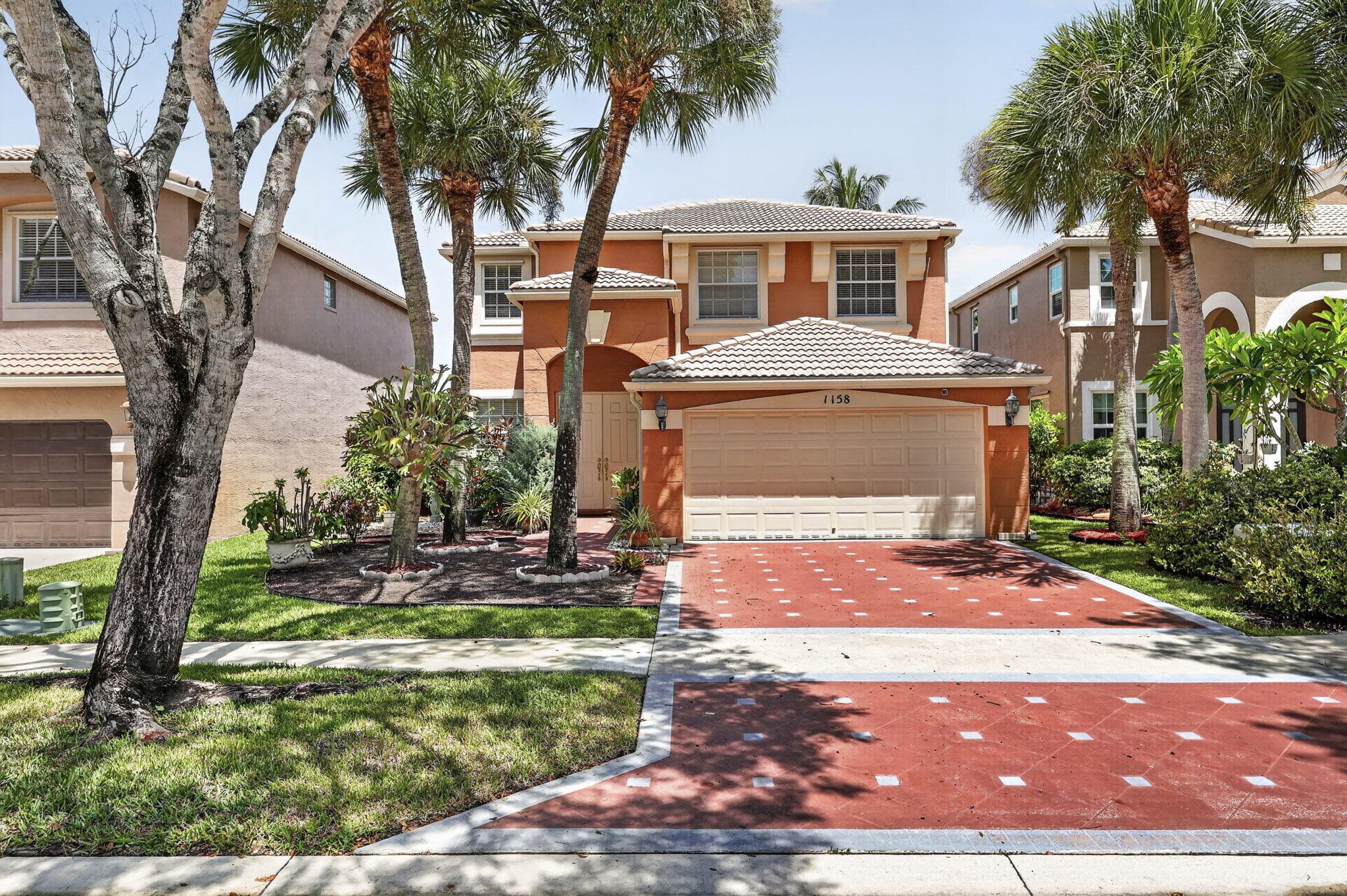 1158 OAKWATER Drive
