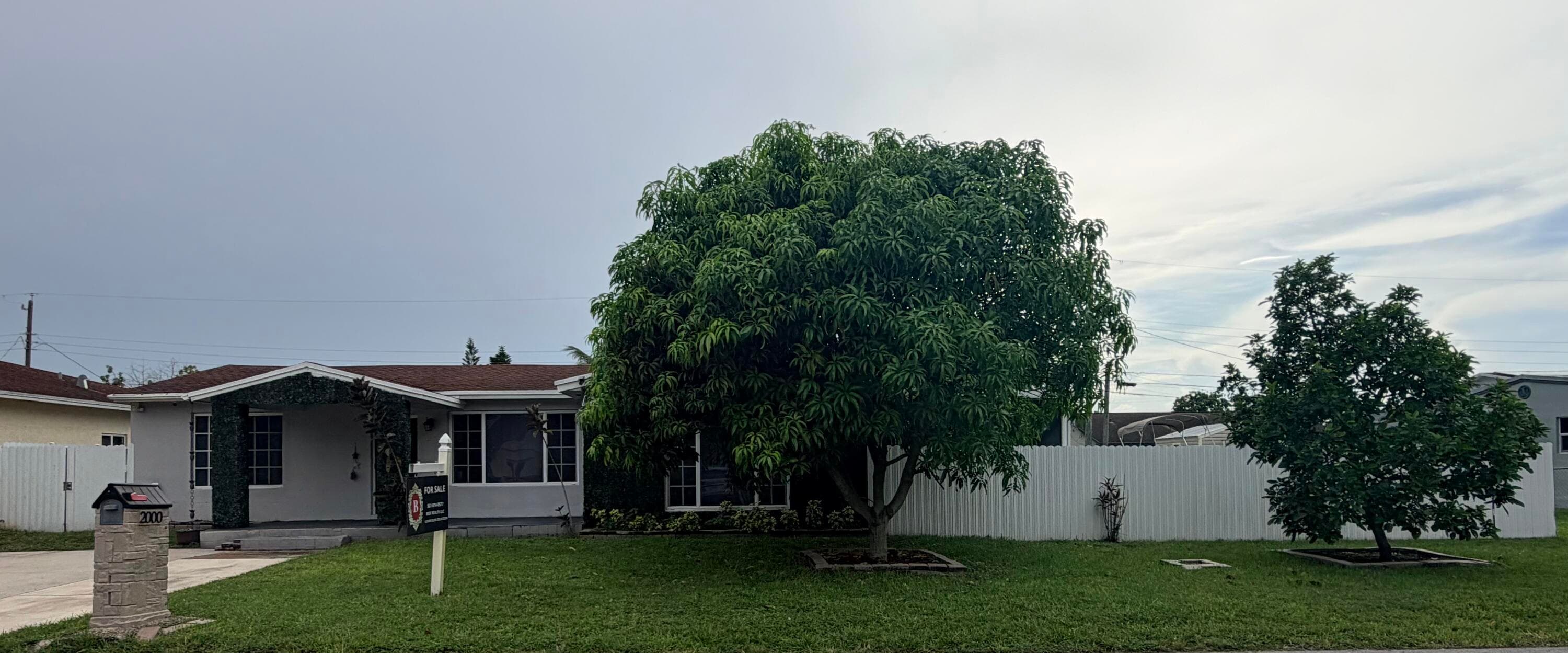 2000 SW 95TH Terrace