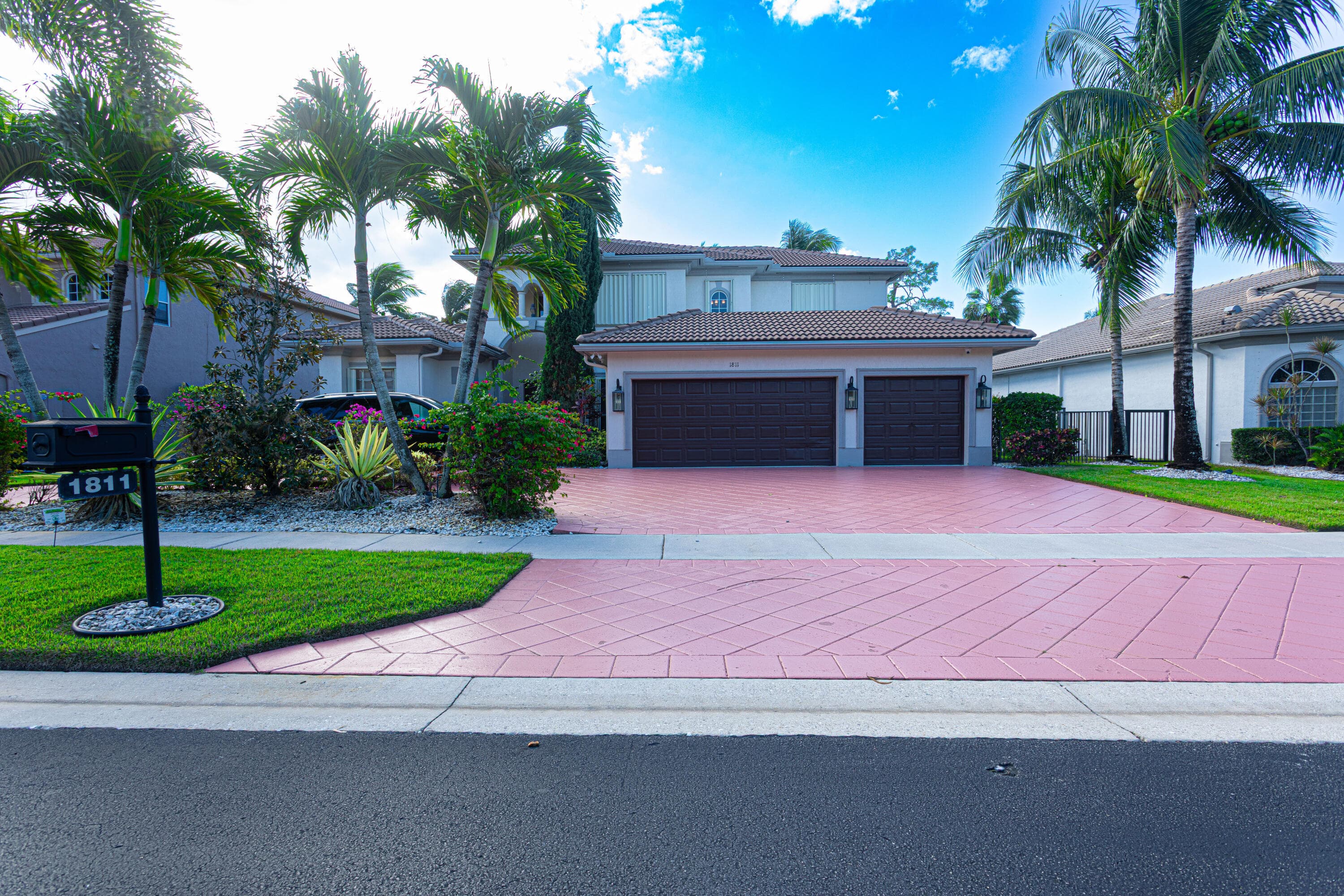 1811 WALDORF Drive