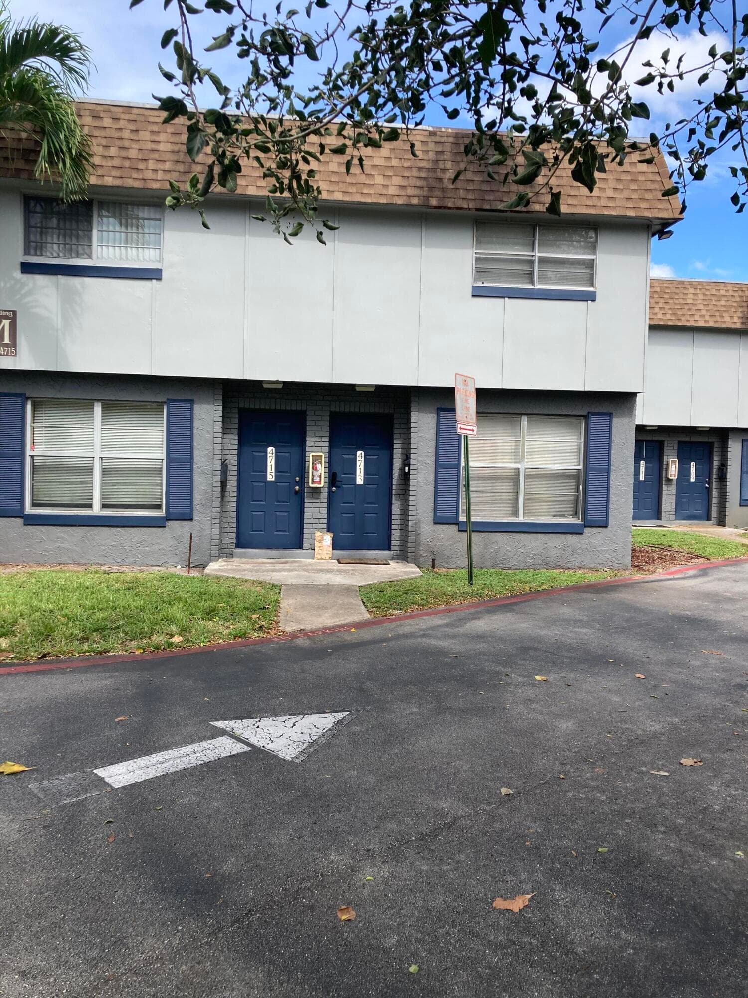 4715 NW 9TH Drive #4715