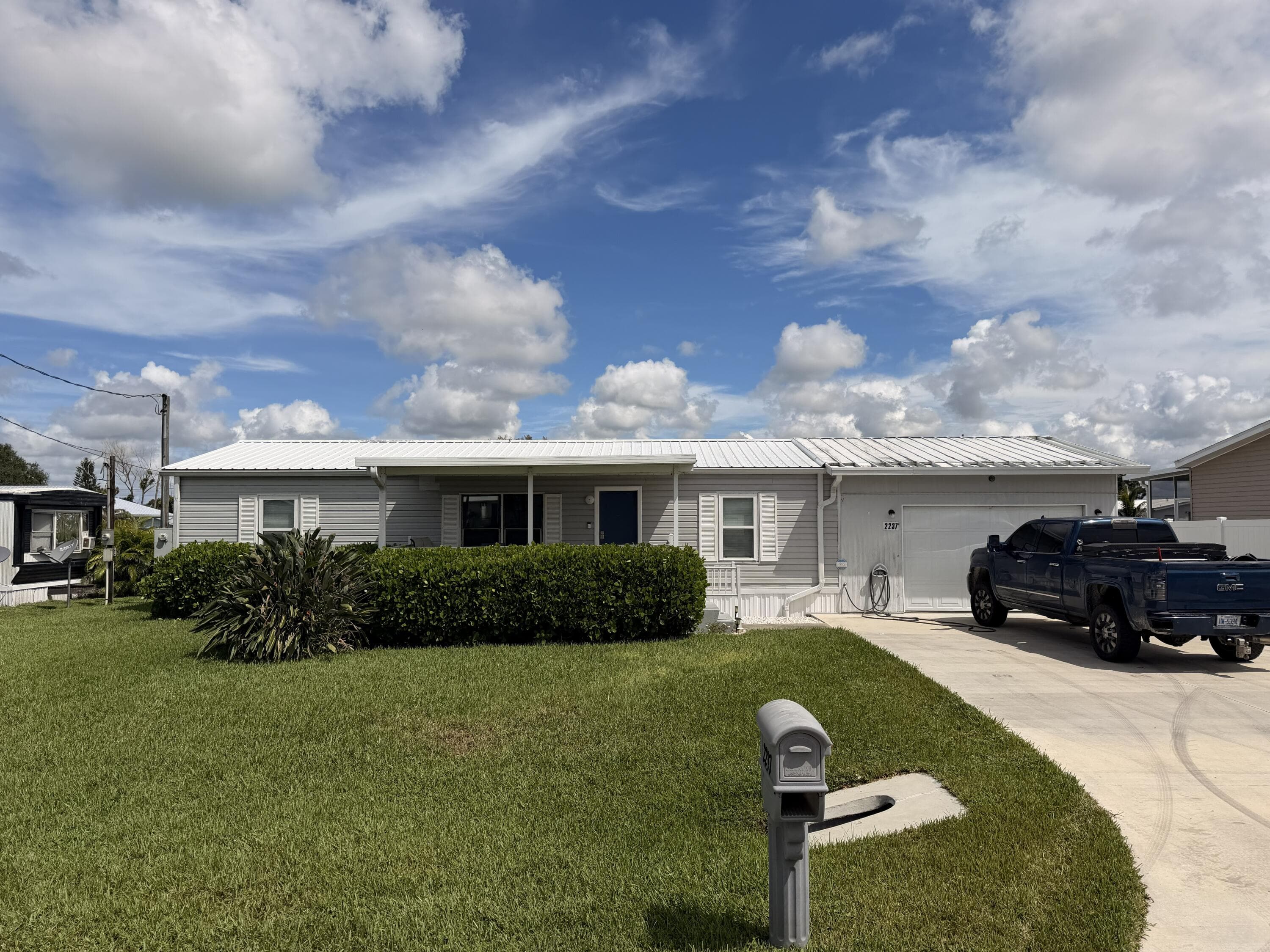 2237 SE 32ND Street