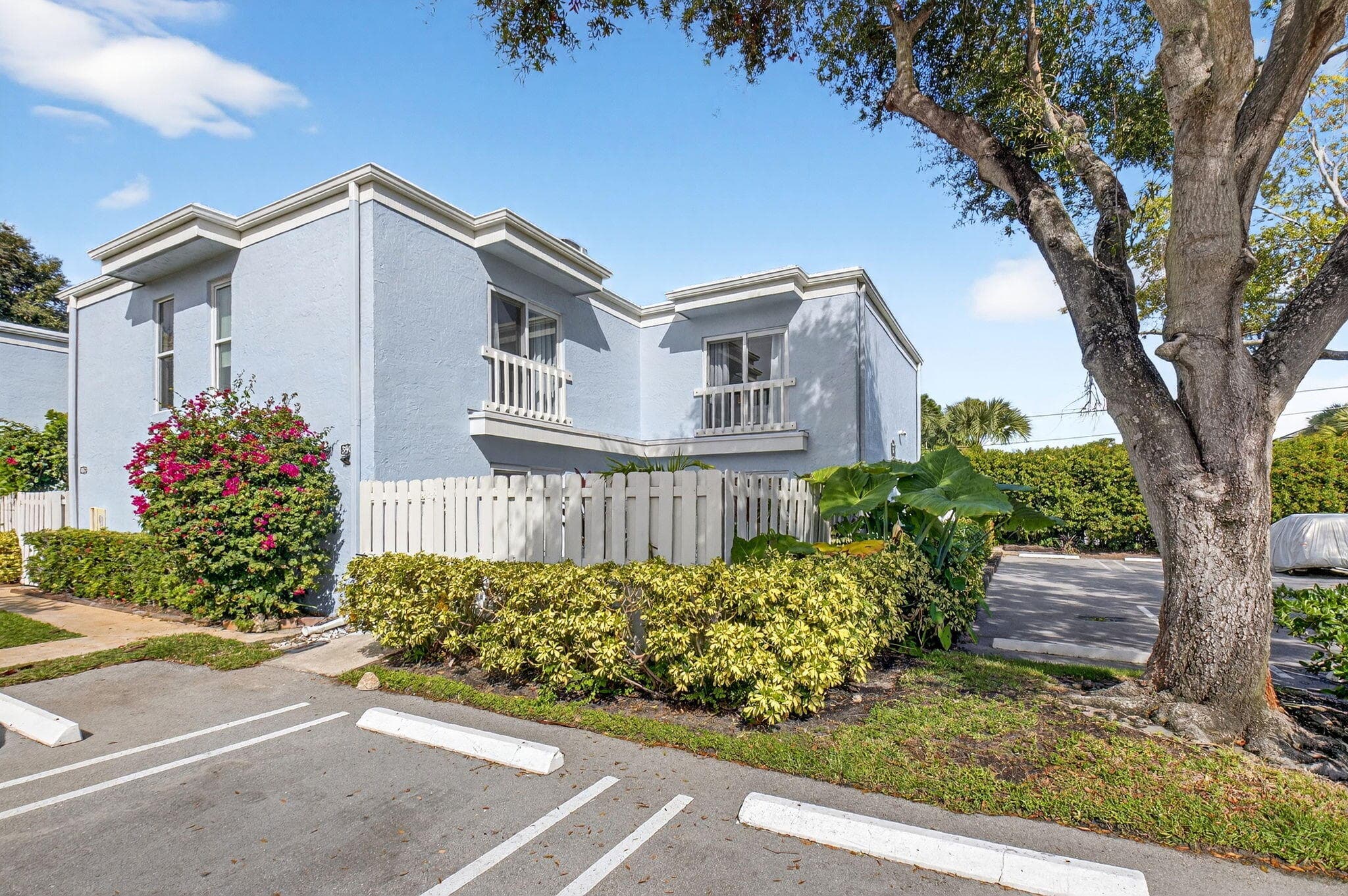 1010 NE 8th Avenue #39G