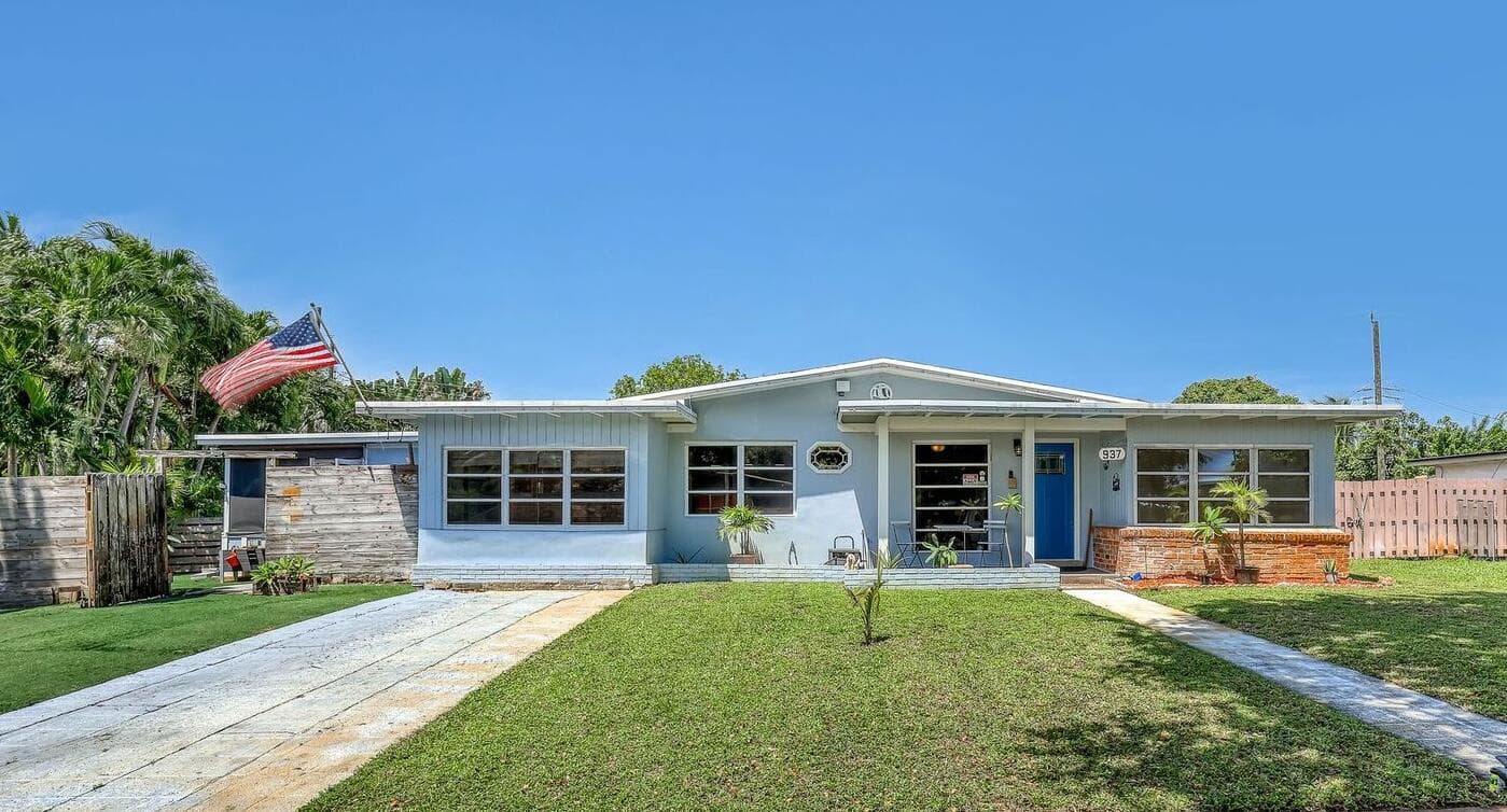 937 W DUVAL Street