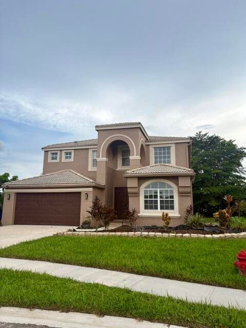 127 Saratoga Boulevard W