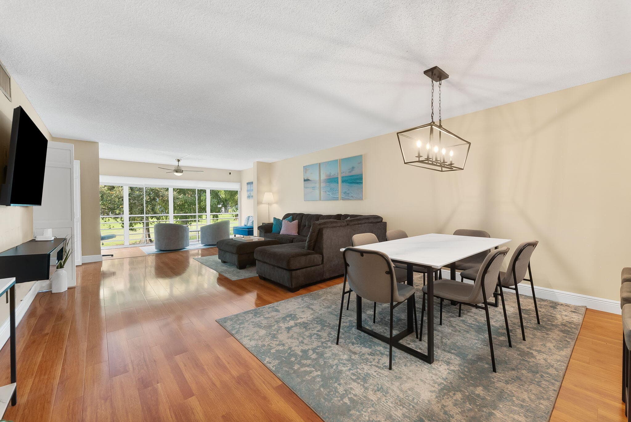 4007 N Cypress Drive #208