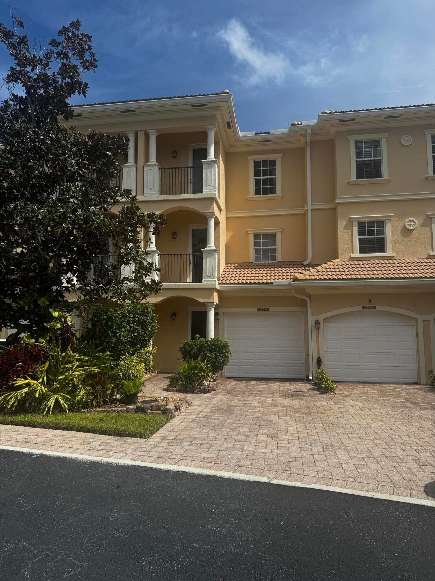 12743 SE OLD CYPRESS Drive #7-904