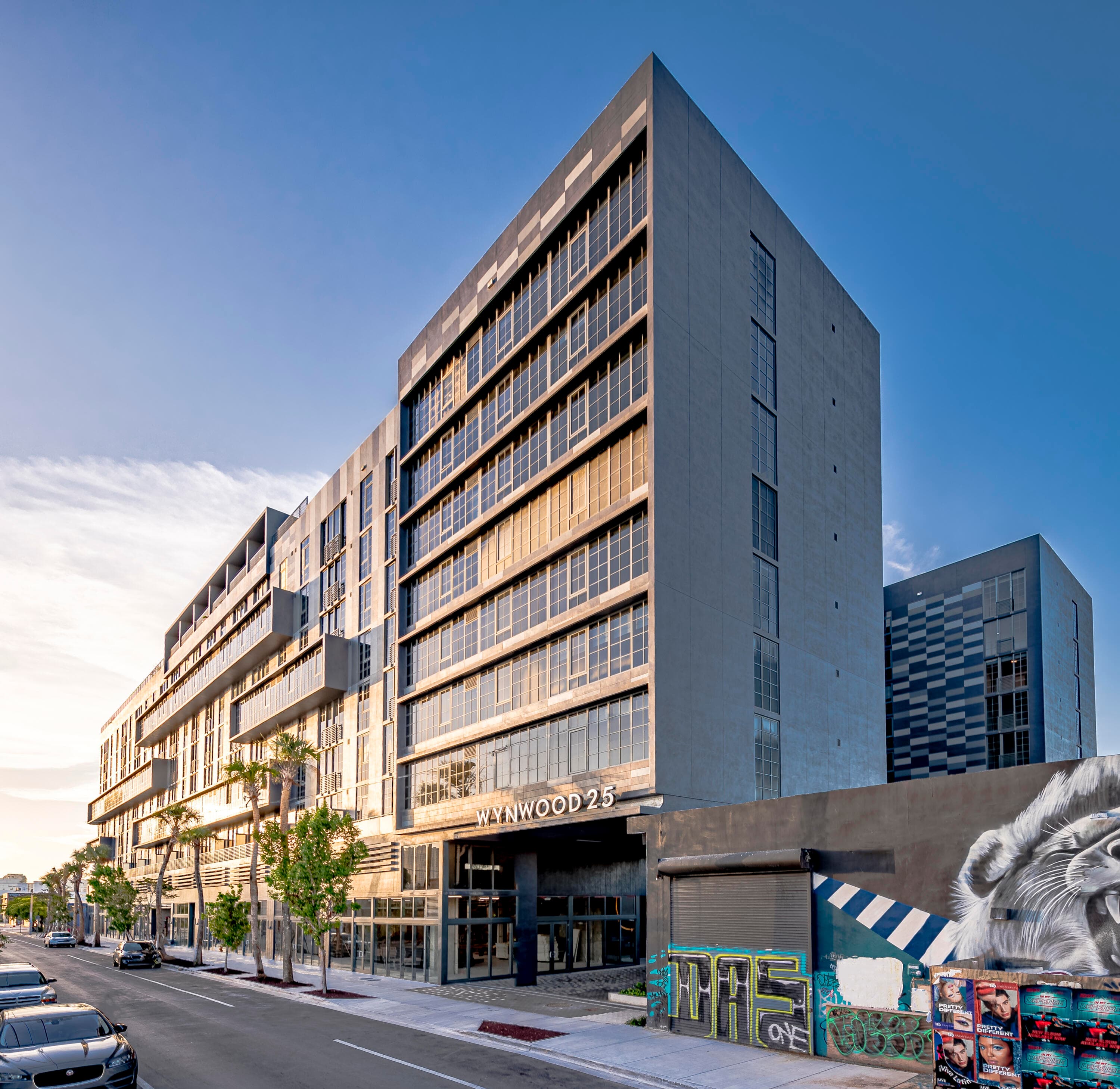 240 NW 25th Street #825