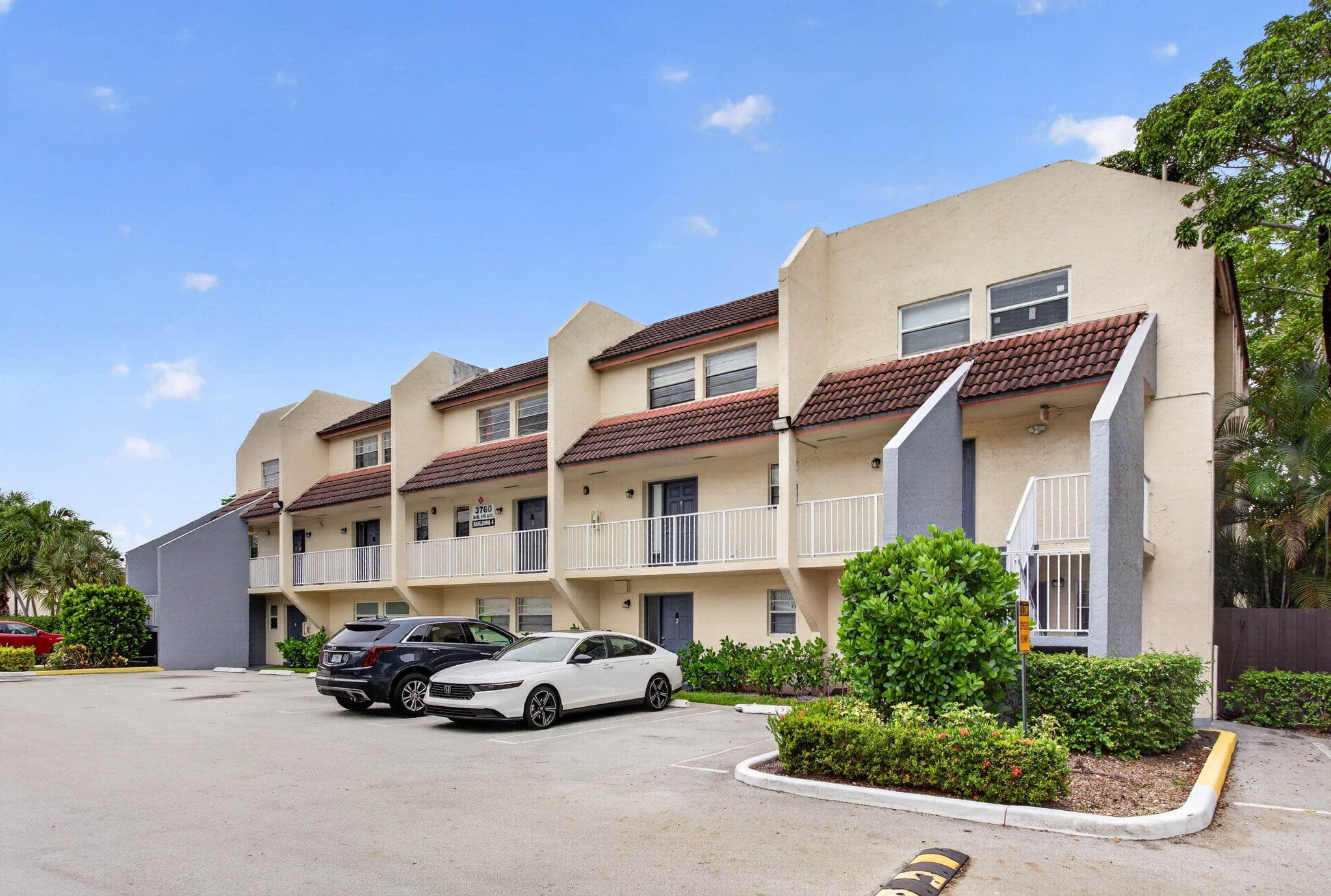 3760 NW 115TH Avenue #1-4