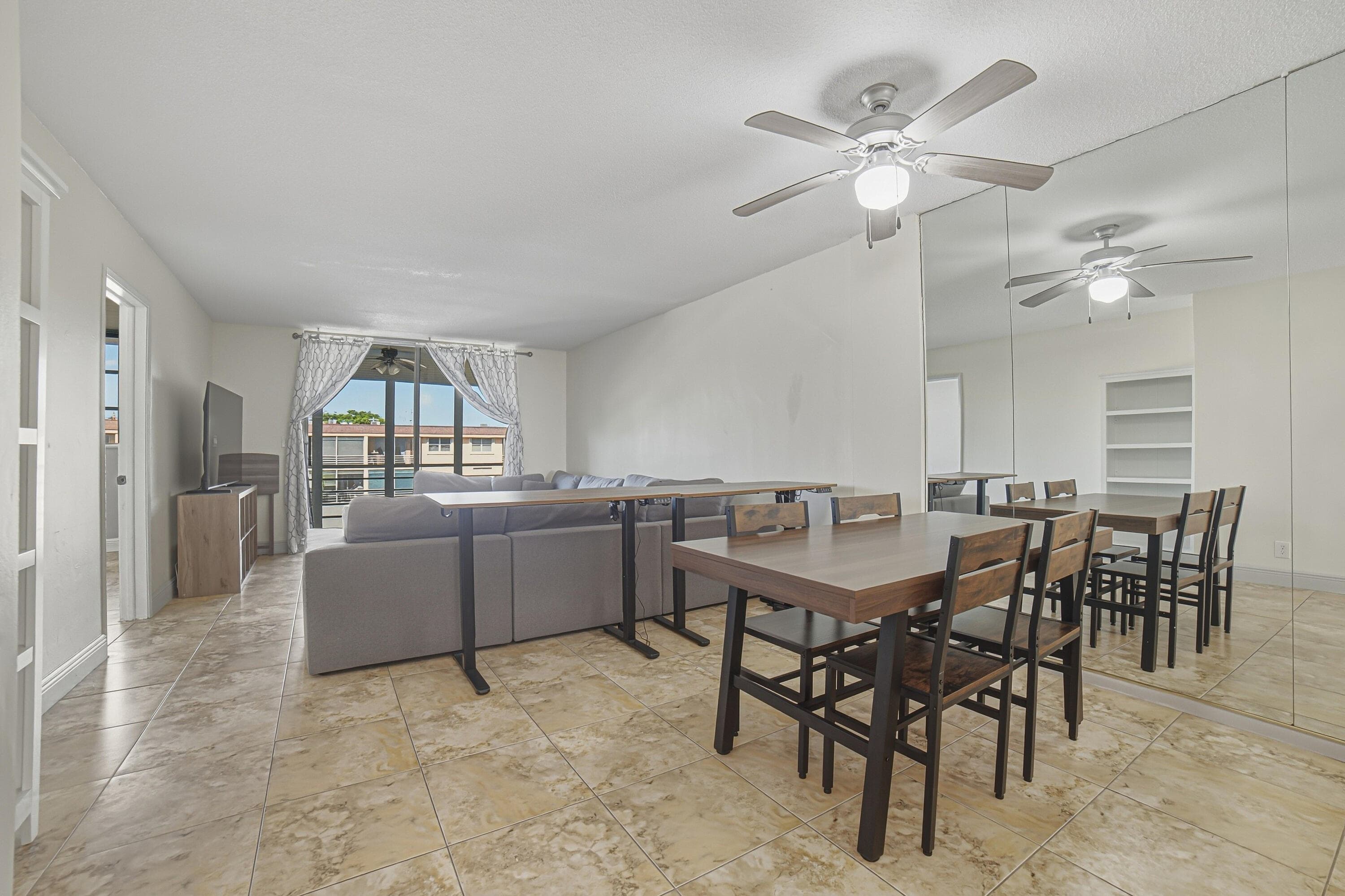 4500 N FEDERAL Highway #358G