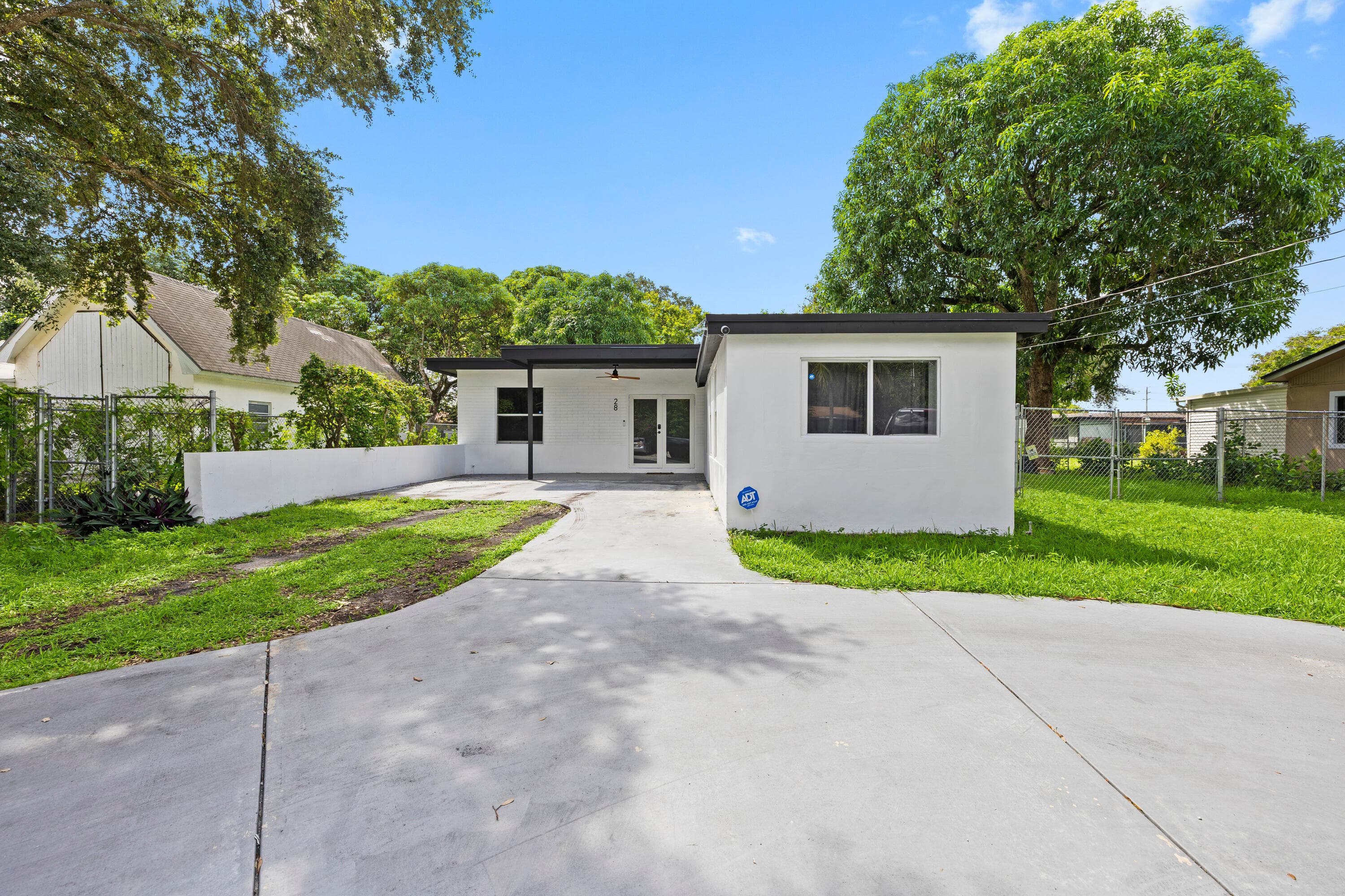 28 NE 165th Street