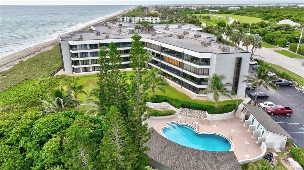 1357 NE OCEAN Boulevard #304