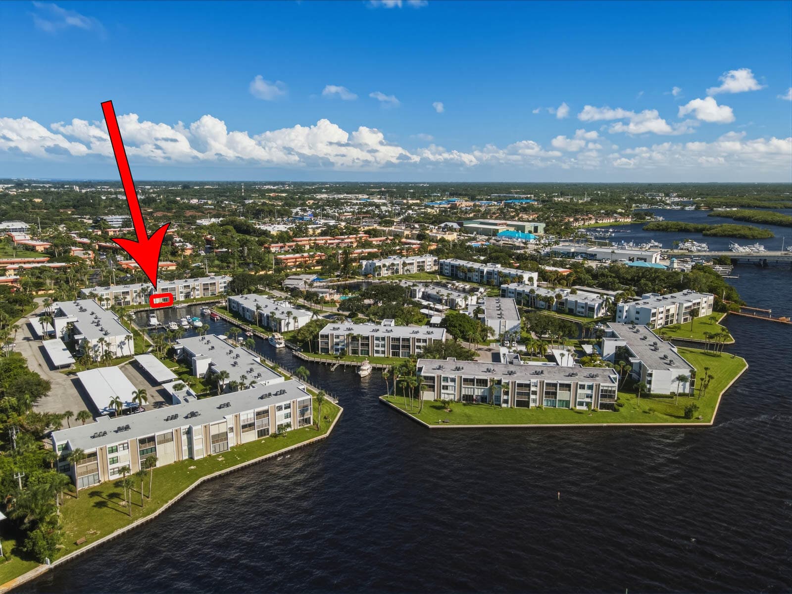 1950 SW PALM CITY Road #5-106