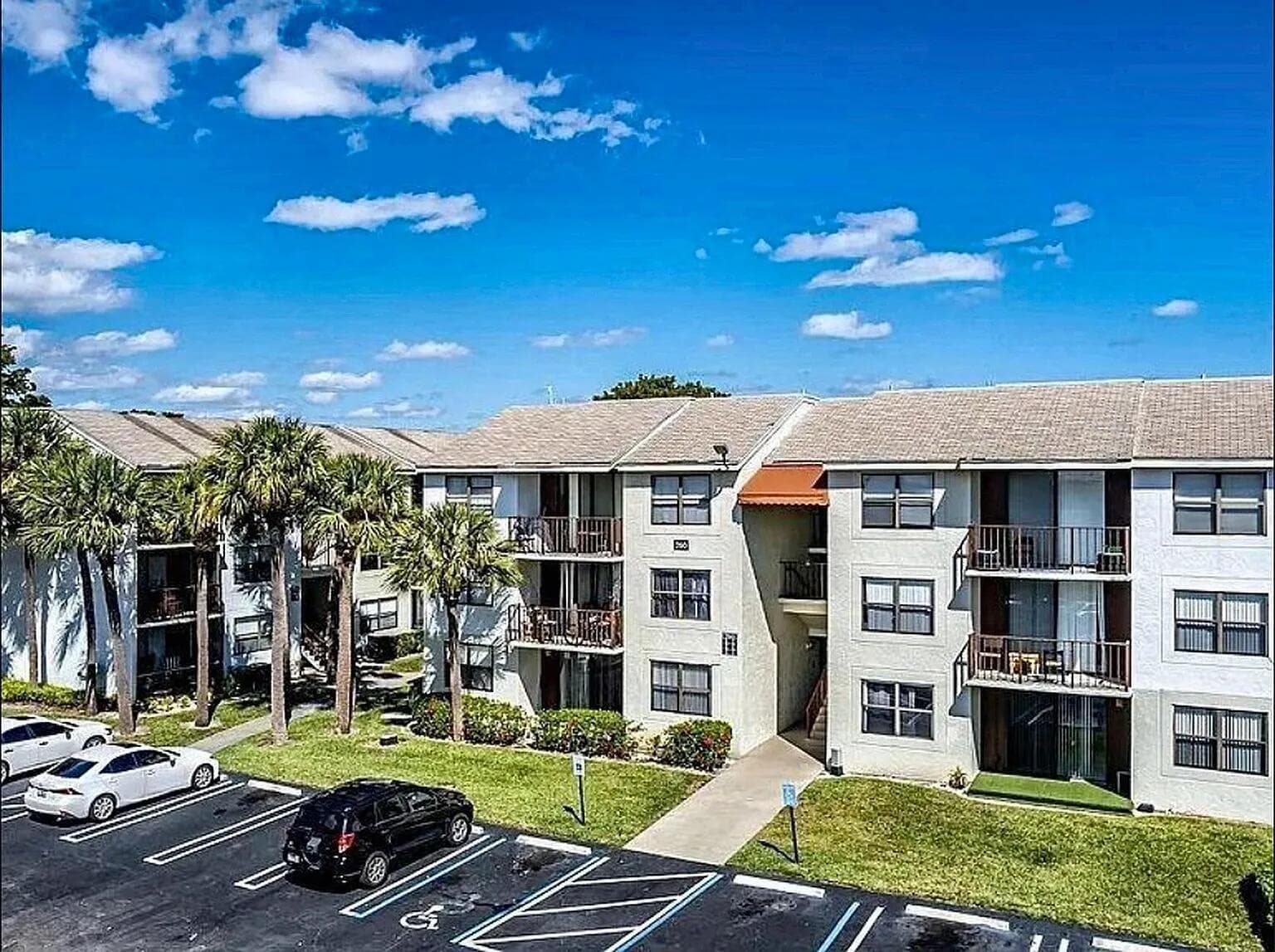 752 EXECUTIVE CENTER Drive #112
