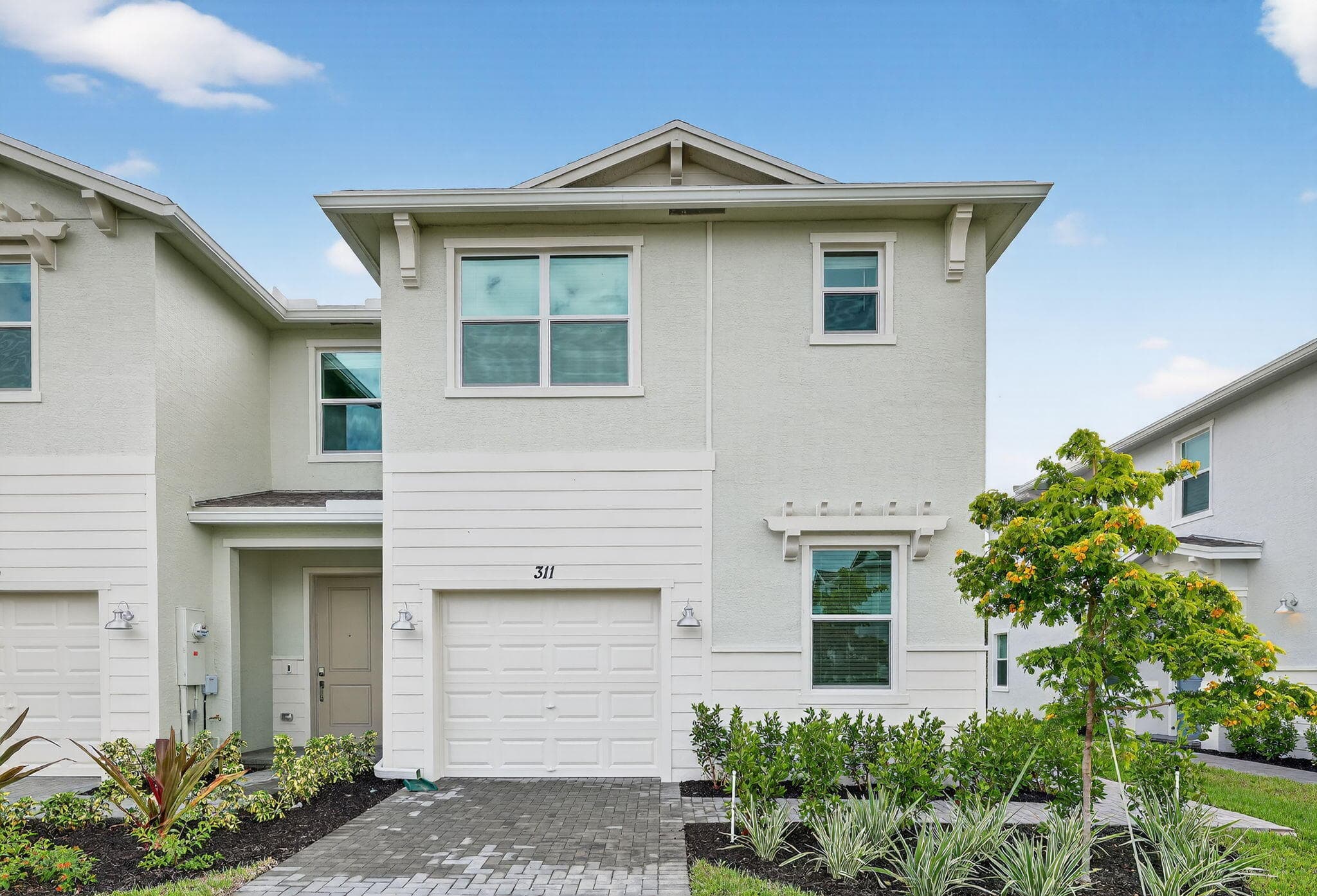 311 SE CROSSOAK Lane