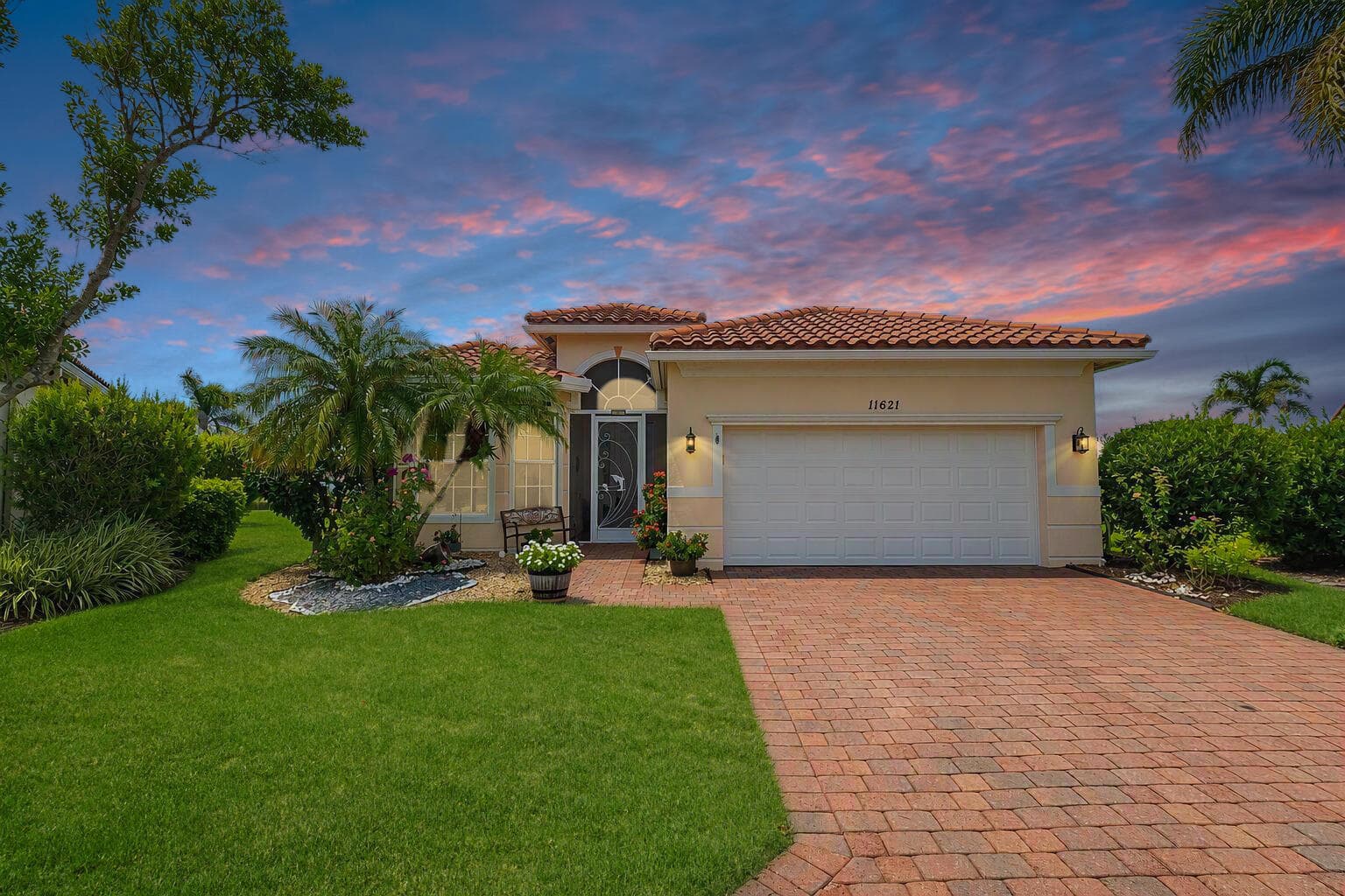 11621 SW Mountain Ash Circle