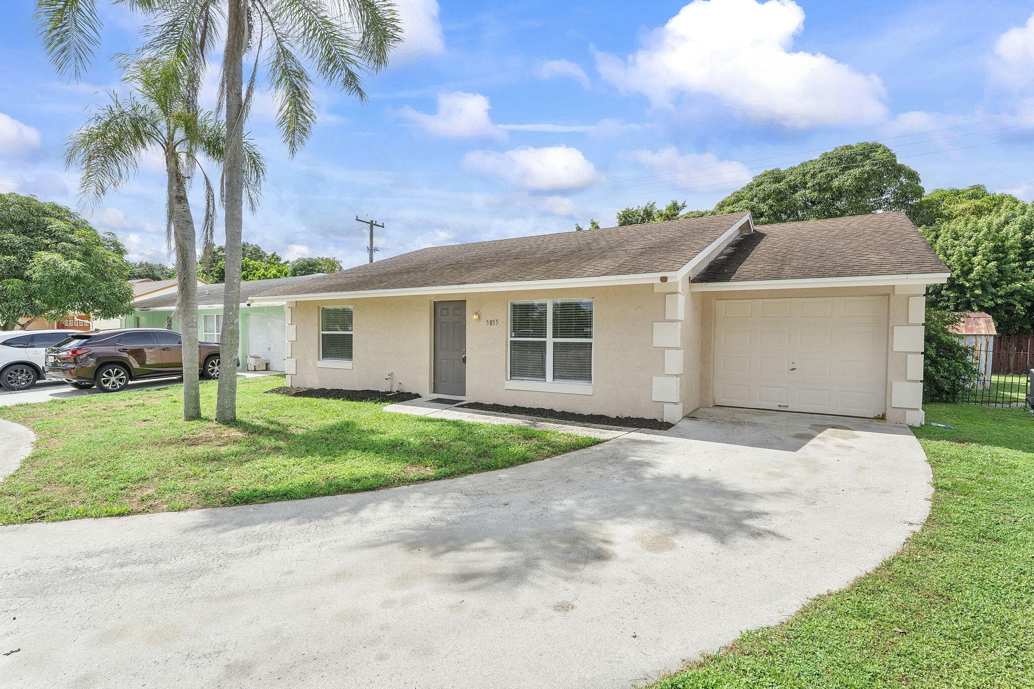 5855 TIMBER VALLEY Drive